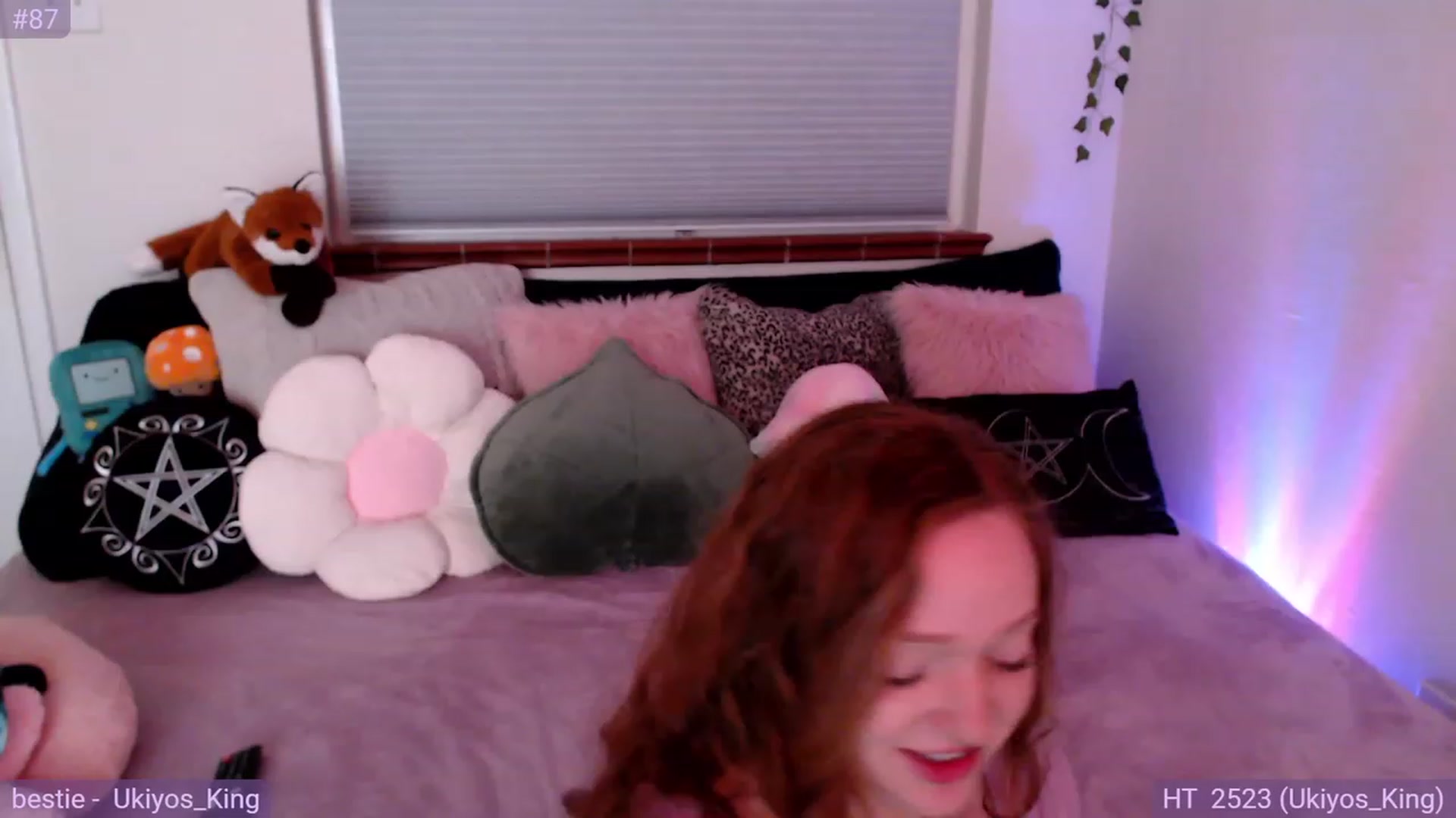 Gallery image thumbnail from Fiona's myfreecams stream on, 10/19/2023, 08:15 image 8 of 20