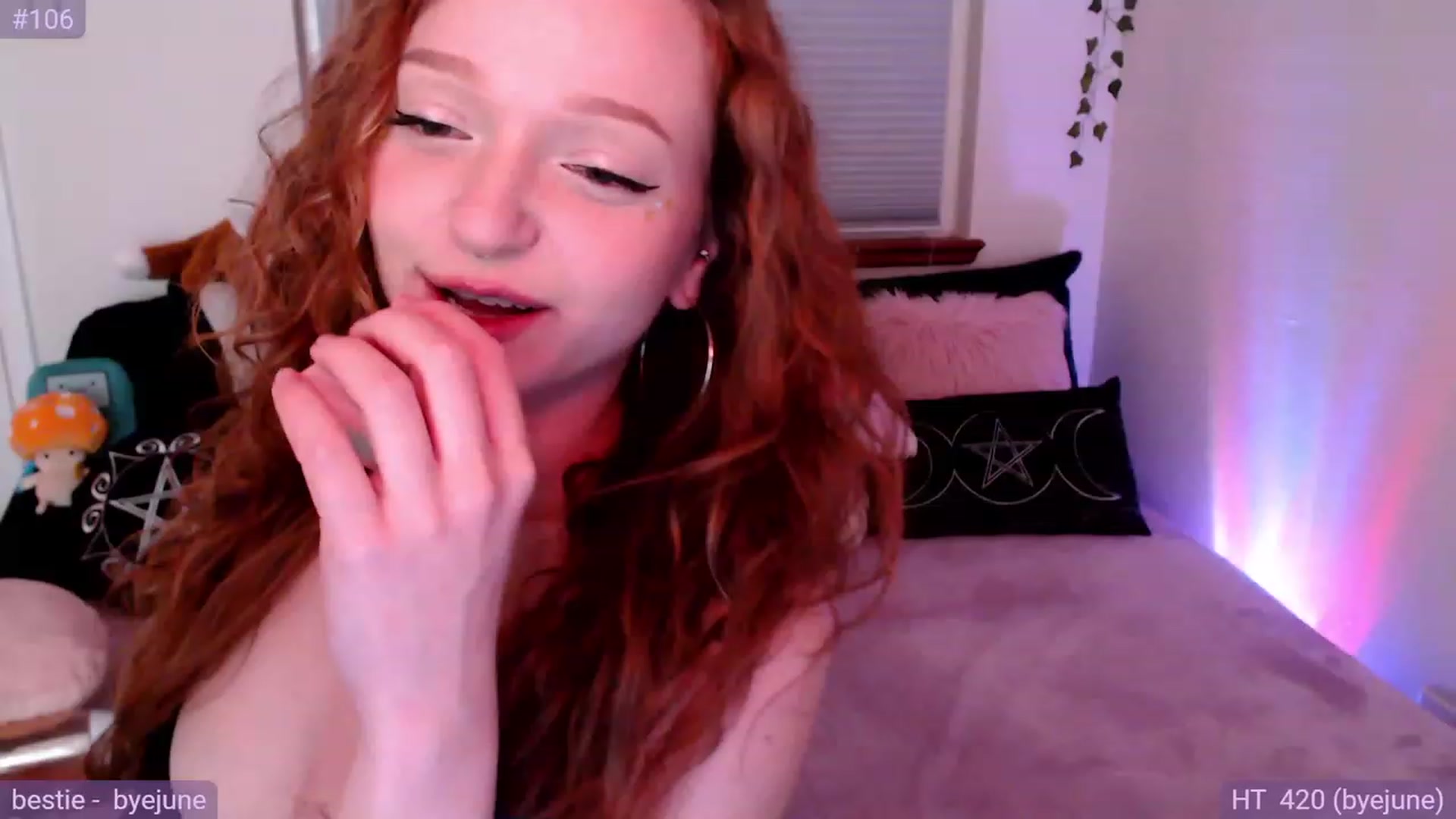 Gallery image thumbnail from Fiona's myfreecams stream on, 10/25/2023, 10:06 image 12 of 20