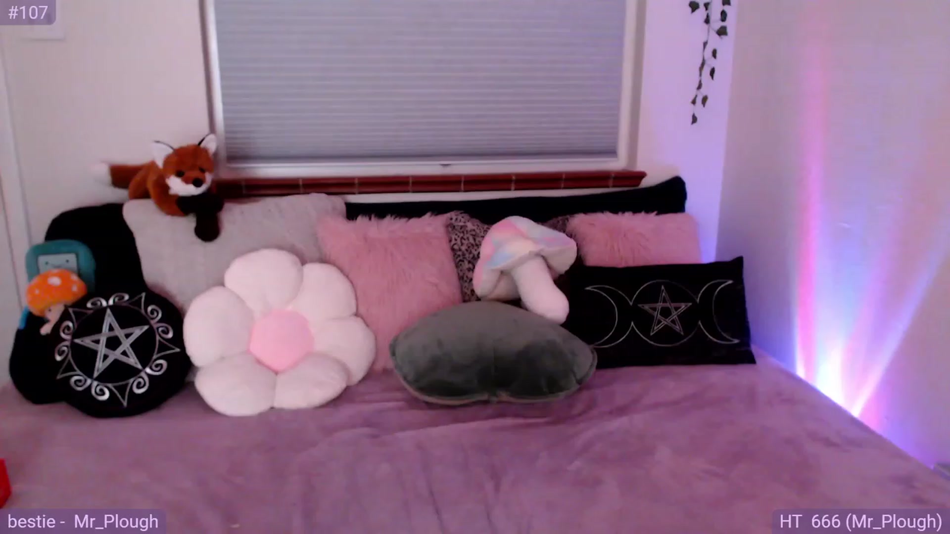 Gallery image thumbnail from Fiona's myfreecams stream on, 10/28/2023, 11:50 image 3 of 20