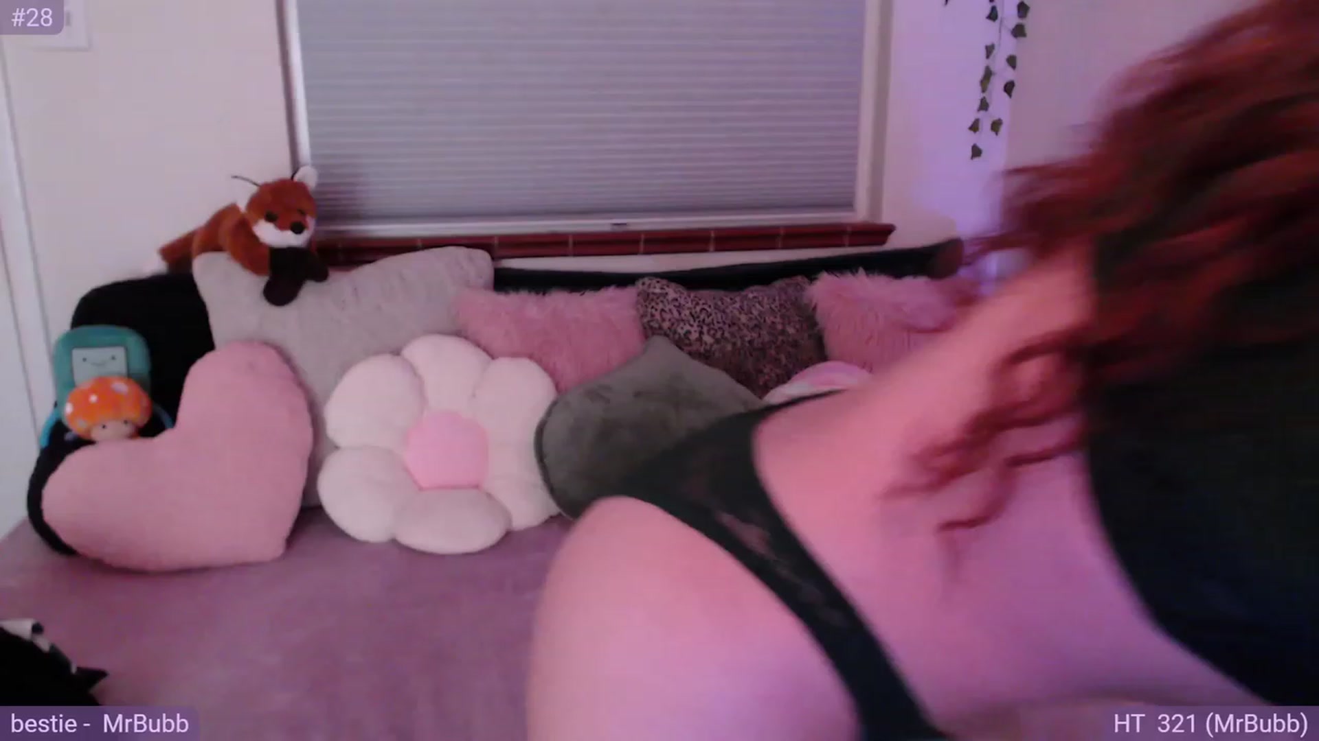 Gallery image thumbnail from Fiona's myfreecams stream on, 11/03/2023, 07:22 image 14 of 20