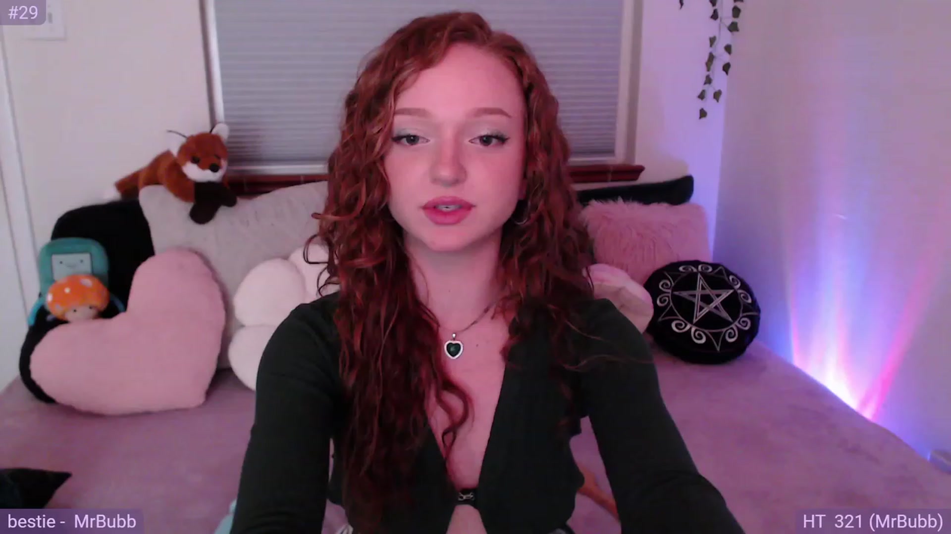 Gallery image thumbnail from Fiona's myfreecams stream on, 11/03/2023, 07:22 image 7 of 20