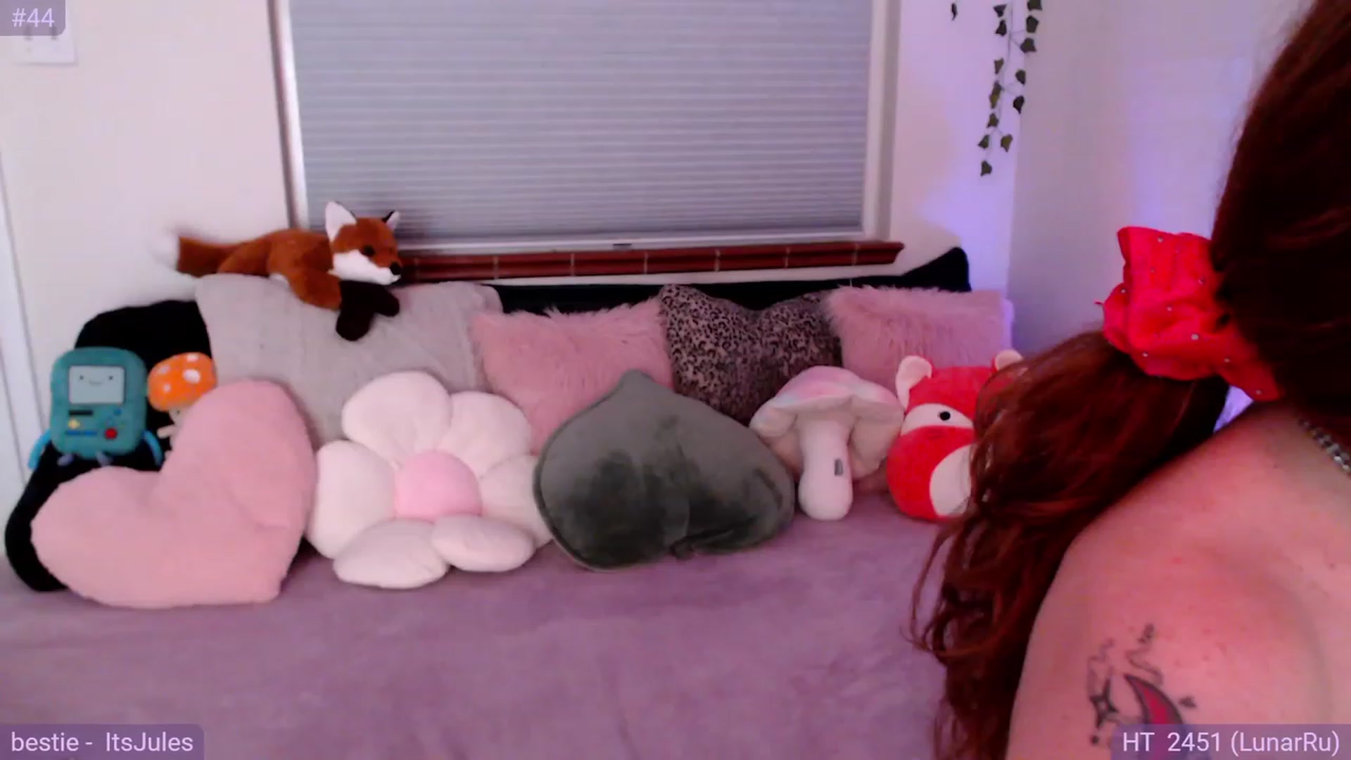 Gallery image thumbnail from Fiona's myfreecams stream on, 11/10/2023, 09:43 image 1 of 20