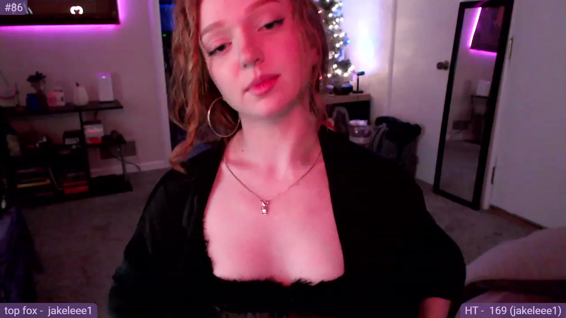 Gallery image thumbnail from Fiona's myfreecams stream on, 11/26/2023, 09:33 image 7 of 20