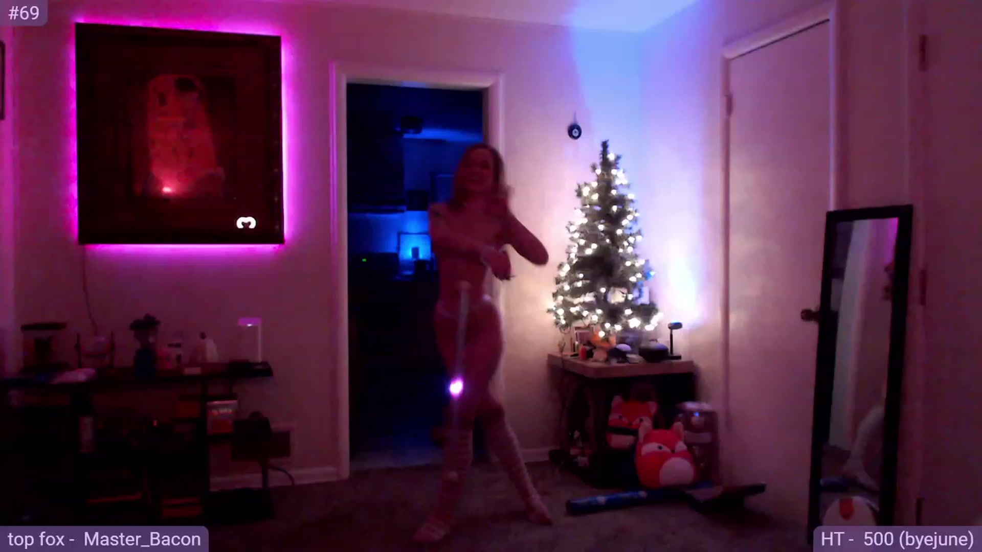 Gallery image thumbnail from Fiona's myfreecams stream on, 12/12/2023, 09:46 image 20 of 20