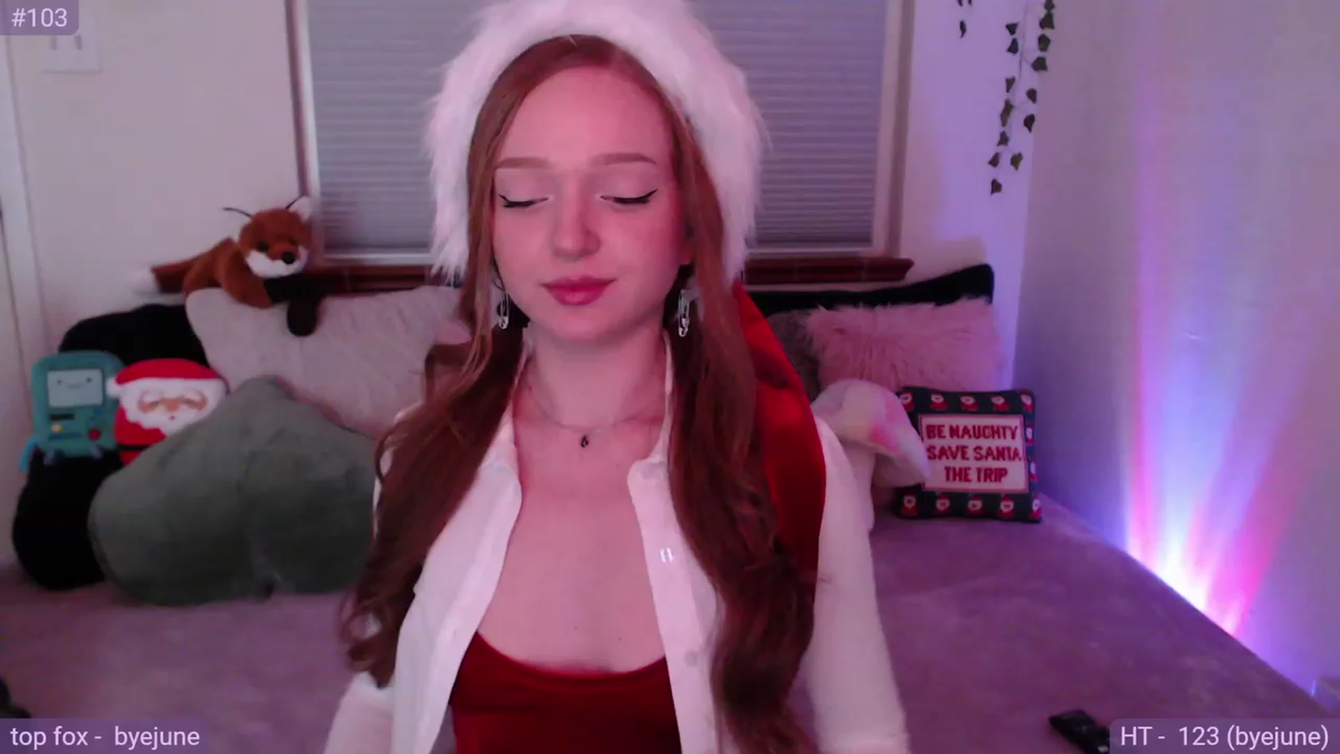 Gallery image thumbnail from Fiona's myfreecams stream on, 12/19/2023, 07:37 image 10 of 20