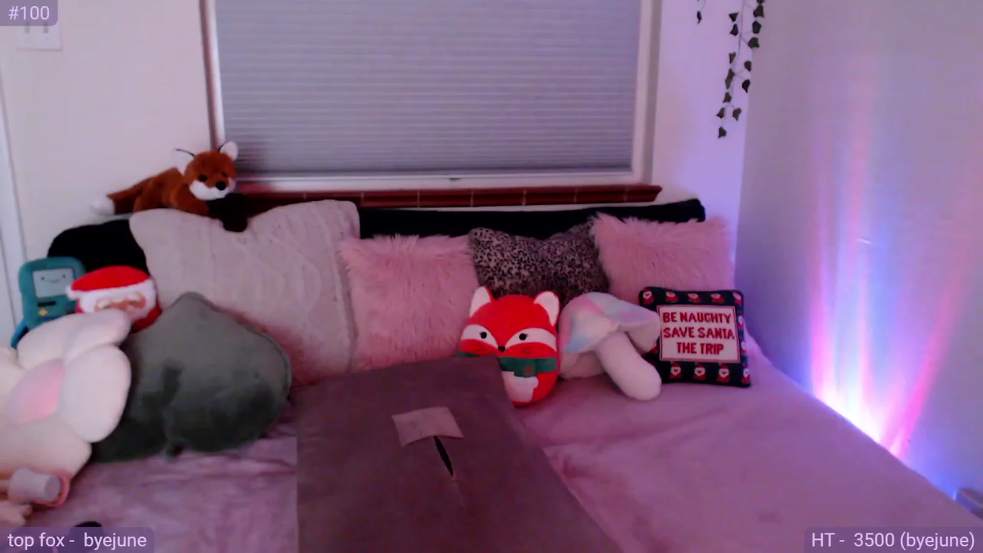 Gallery image thumbnail from Fiona's myfreecams stream on, 12/22/2023, 10:50 image 18 of 20