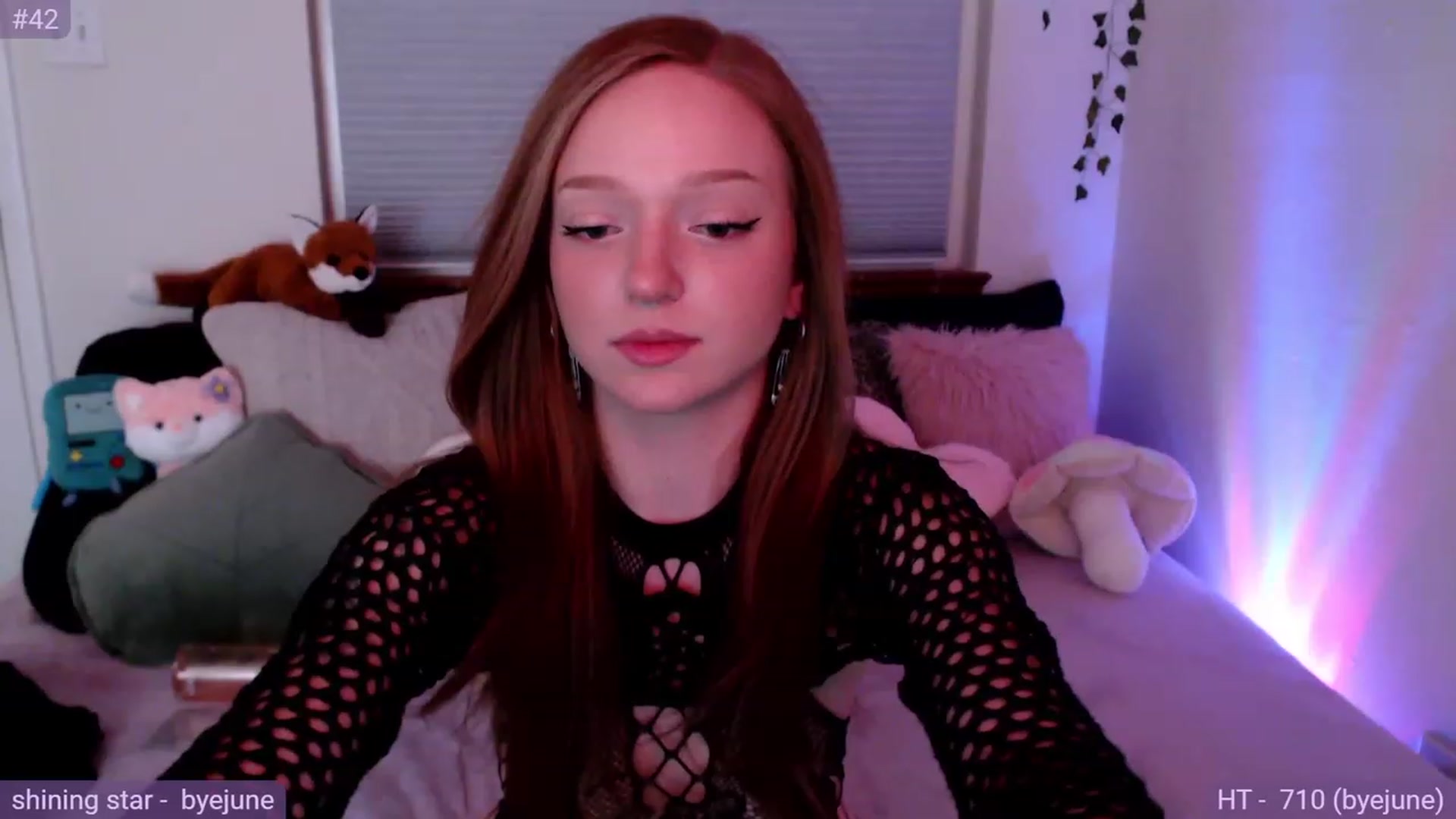 Gallery image thumbnail from Fiona's myfreecams stream on, 01/07/2024, 07:17 image 18 of 20