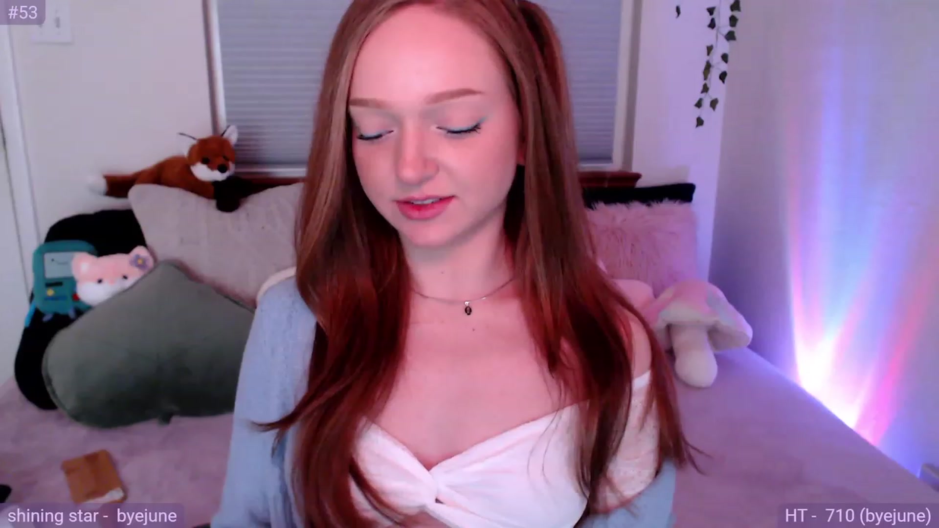 Gallery image thumbnail from Fiona's myfreecams stream on, 01/09/2024, 07:45 image 8 of 20