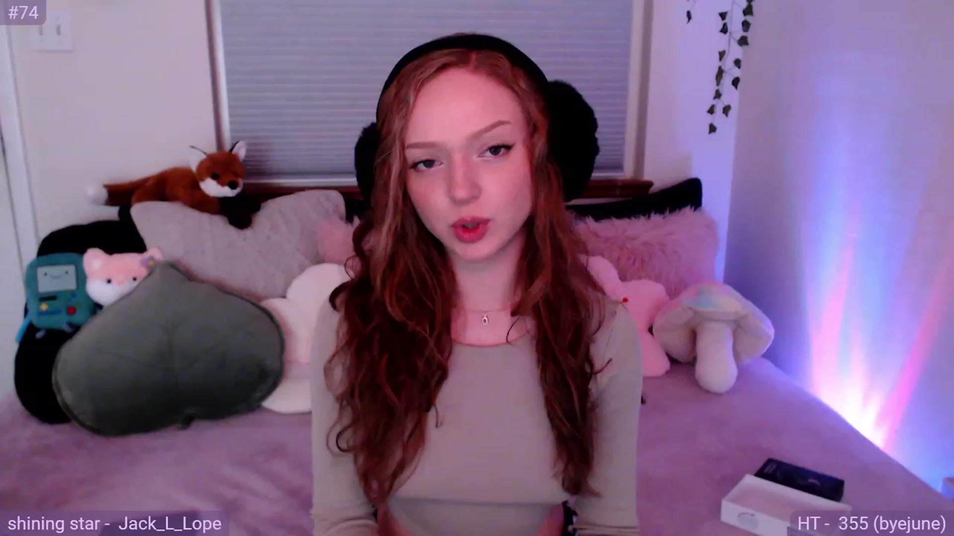 Gallery image thumbnail from Fiona's myfreecams stream on, 01/15/2024, 07:50 image 5 of 20