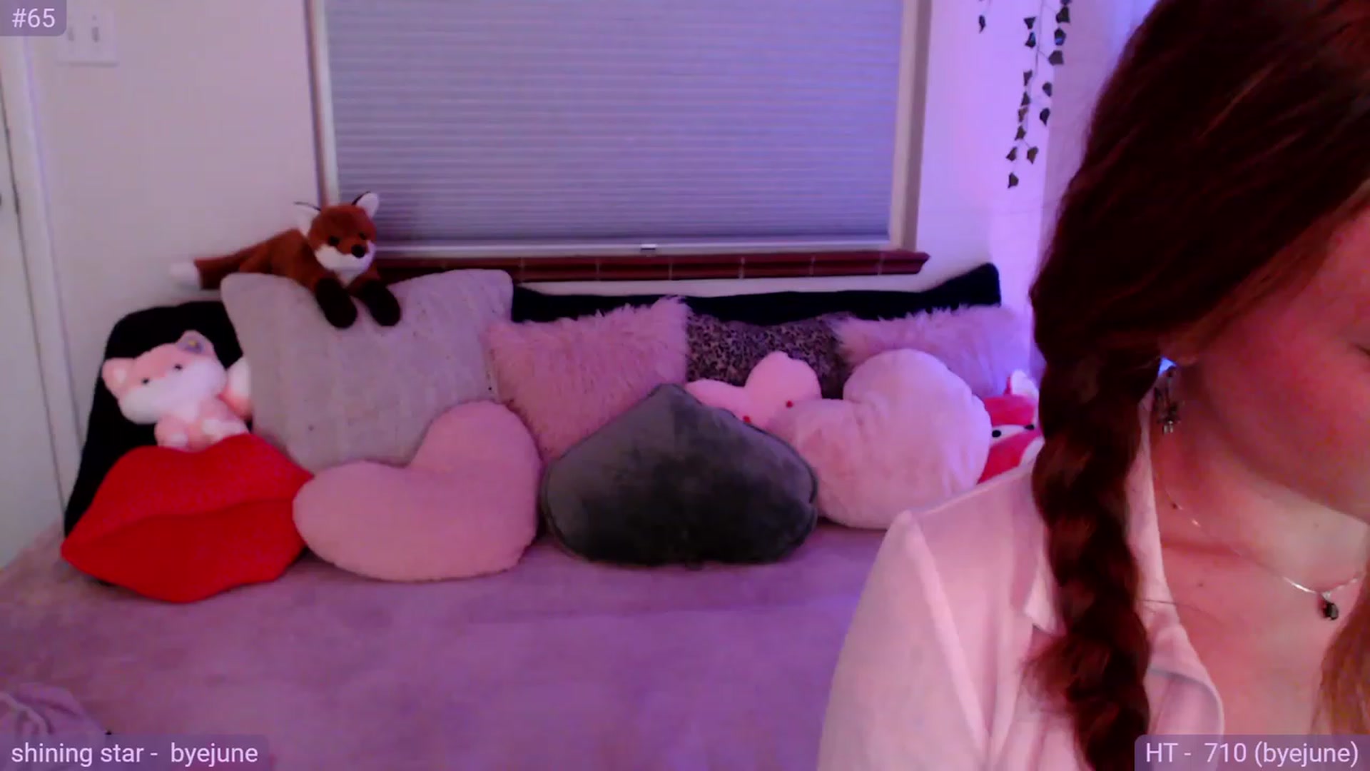 Gallery image thumbnail from Fiona's myfreecams stream on, 02/08/2024, 07:53 image 13 of 20