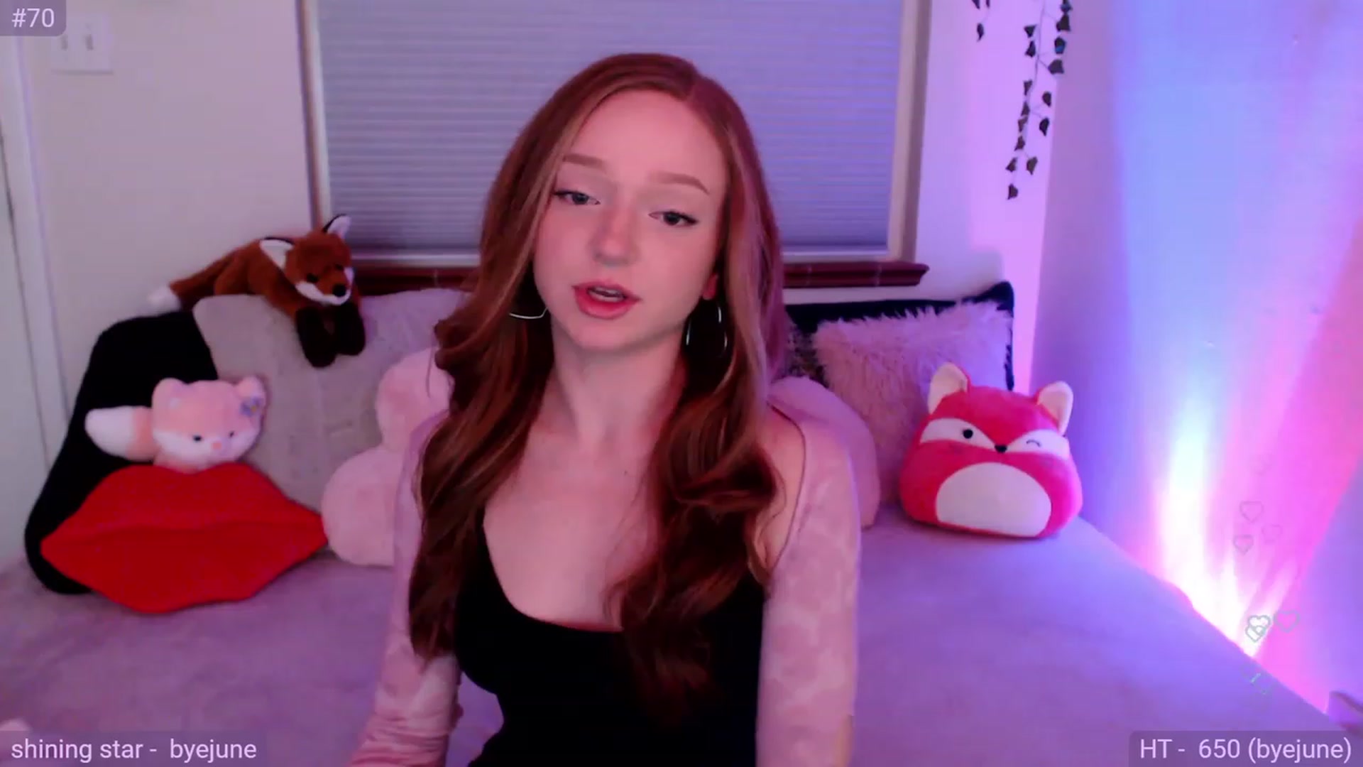 Gallery image thumbnail from Fiona's myfreecams stream on, 02/10/2024, 07:45 image 6 of 20