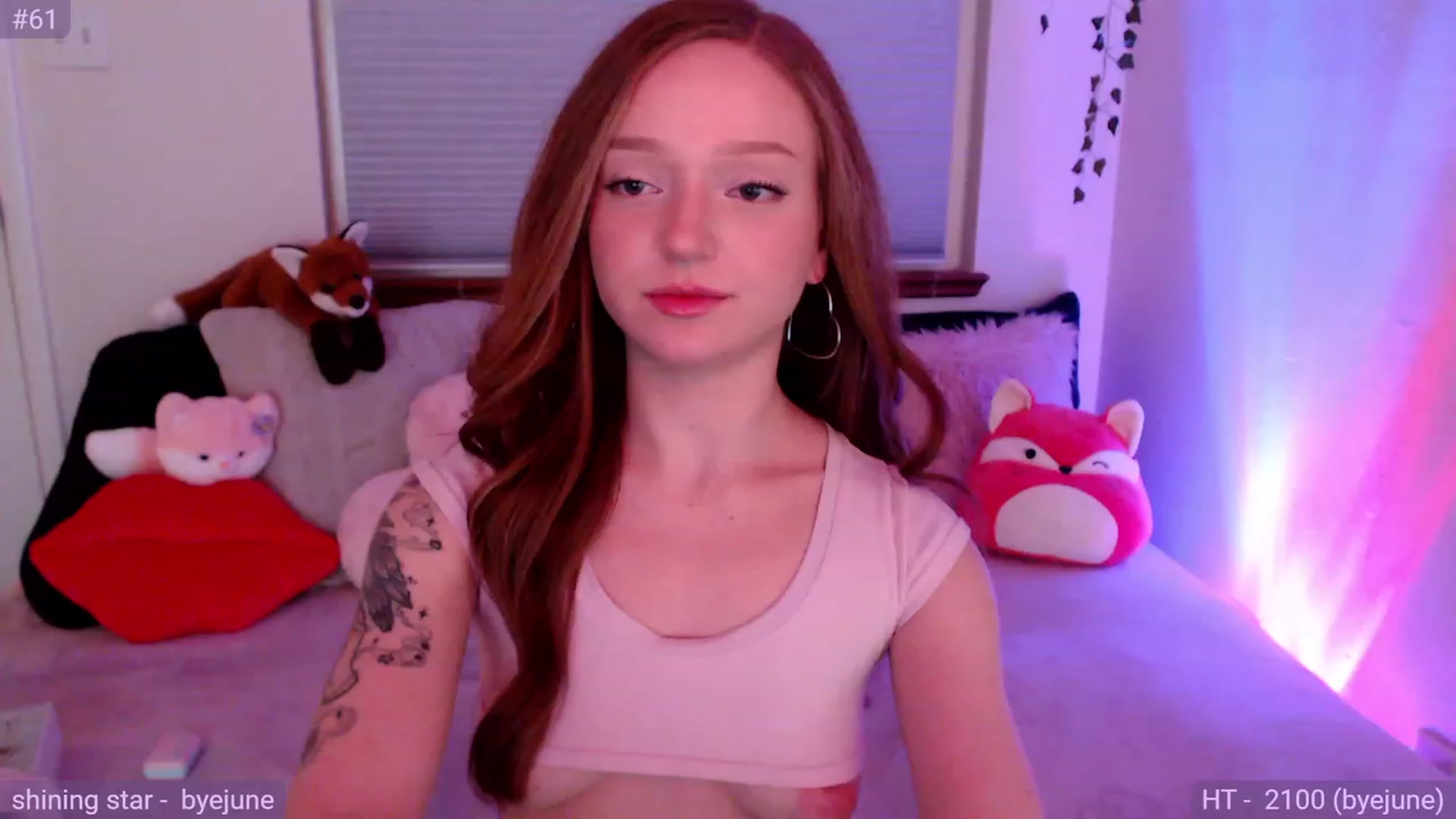 Gallery image thumbnail from Fiona's myfreecams stream on, 02/10/2024, 10:31 image 12 of 20