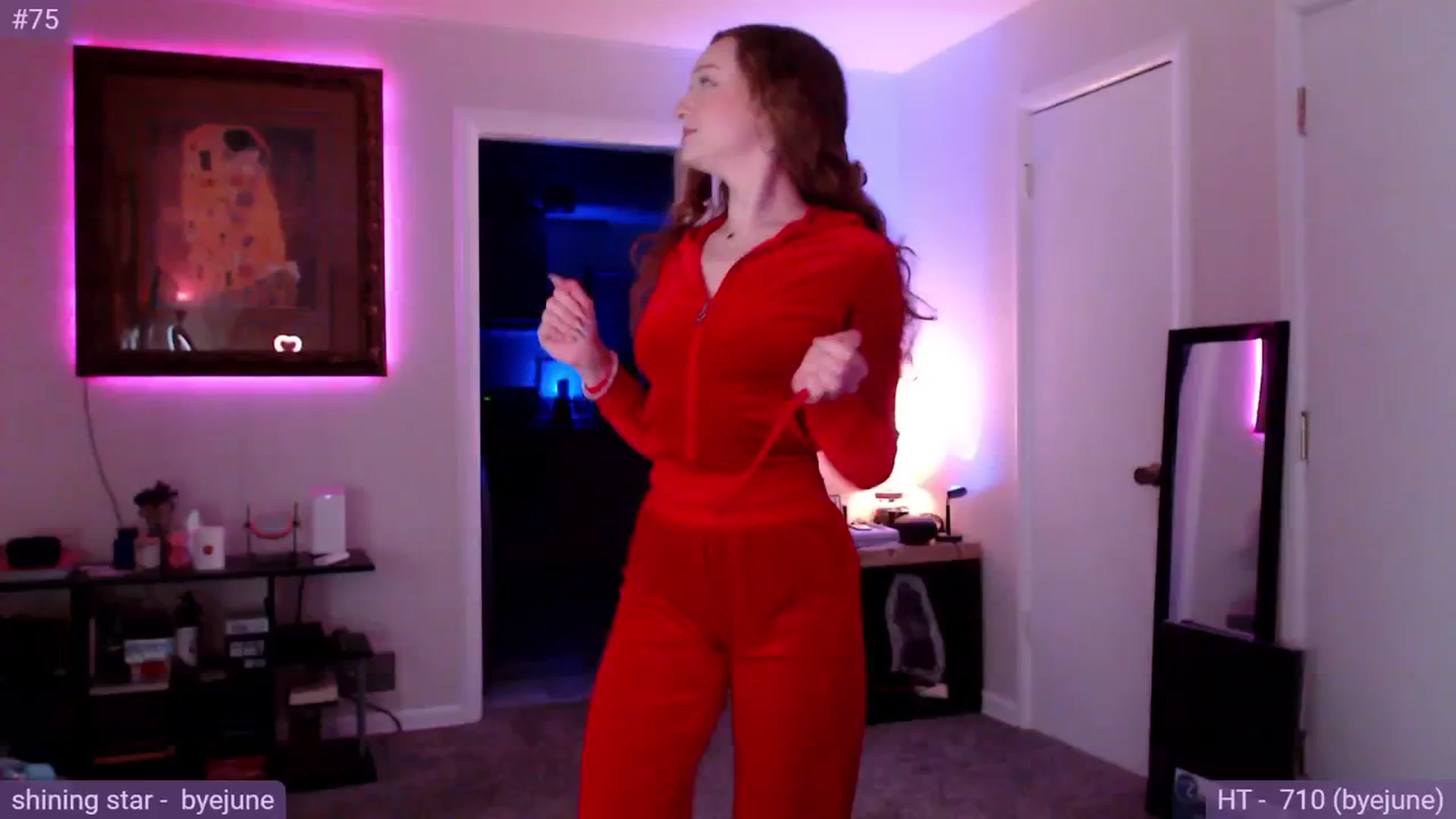 Gallery image thumbnail from Fiona's myfreecams stream on, 02/14/2024, 08:06 image 7 of 20