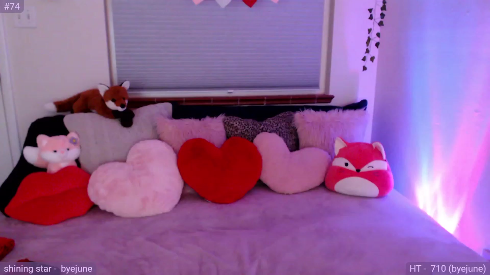 Gallery image thumbnail from Fiona's myfreecams stream on, 02/14/2024, 08:43 image 9 of 20