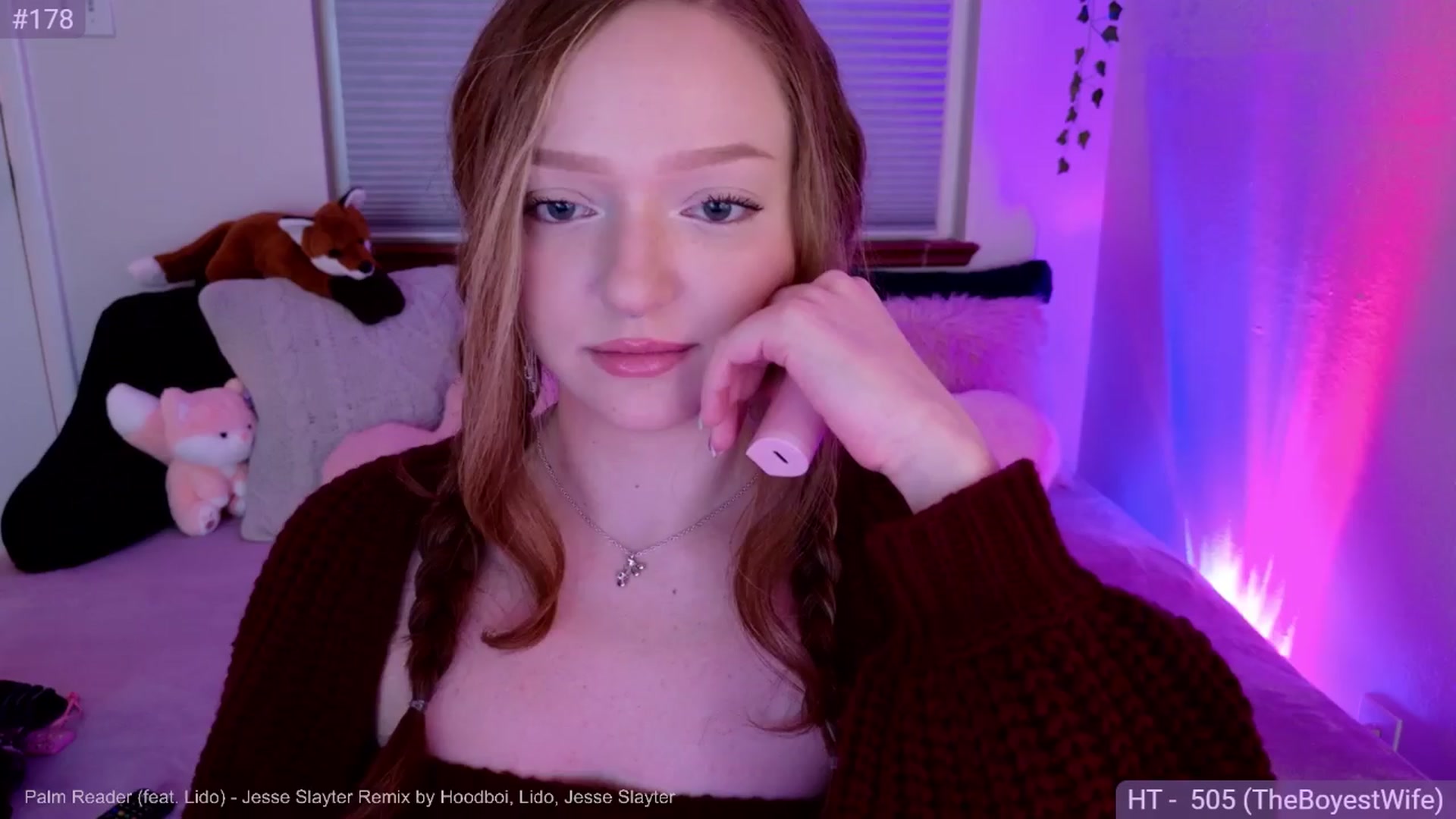 Gallery image thumbnail from Fiona's myfreecams stream on, 04/02/2024, 10:57 image 4 of 20