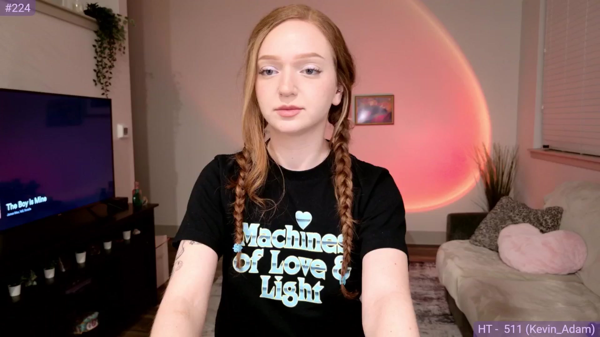 Gallery image thumbnail from Fiona's myfreecams stream on, 05/02/2024, 08:50 image 16 of 20