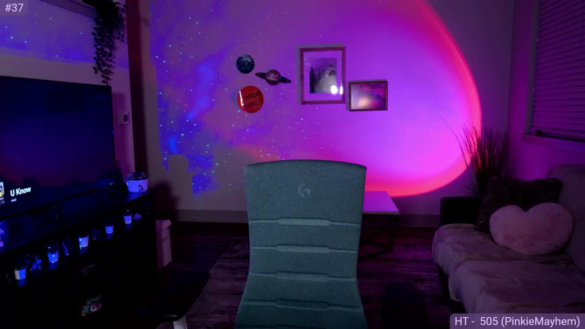 Gallery image thumbnail from Fiona's myfreecams stream on, 05/10/2024, 11:11 image 1 of 20
