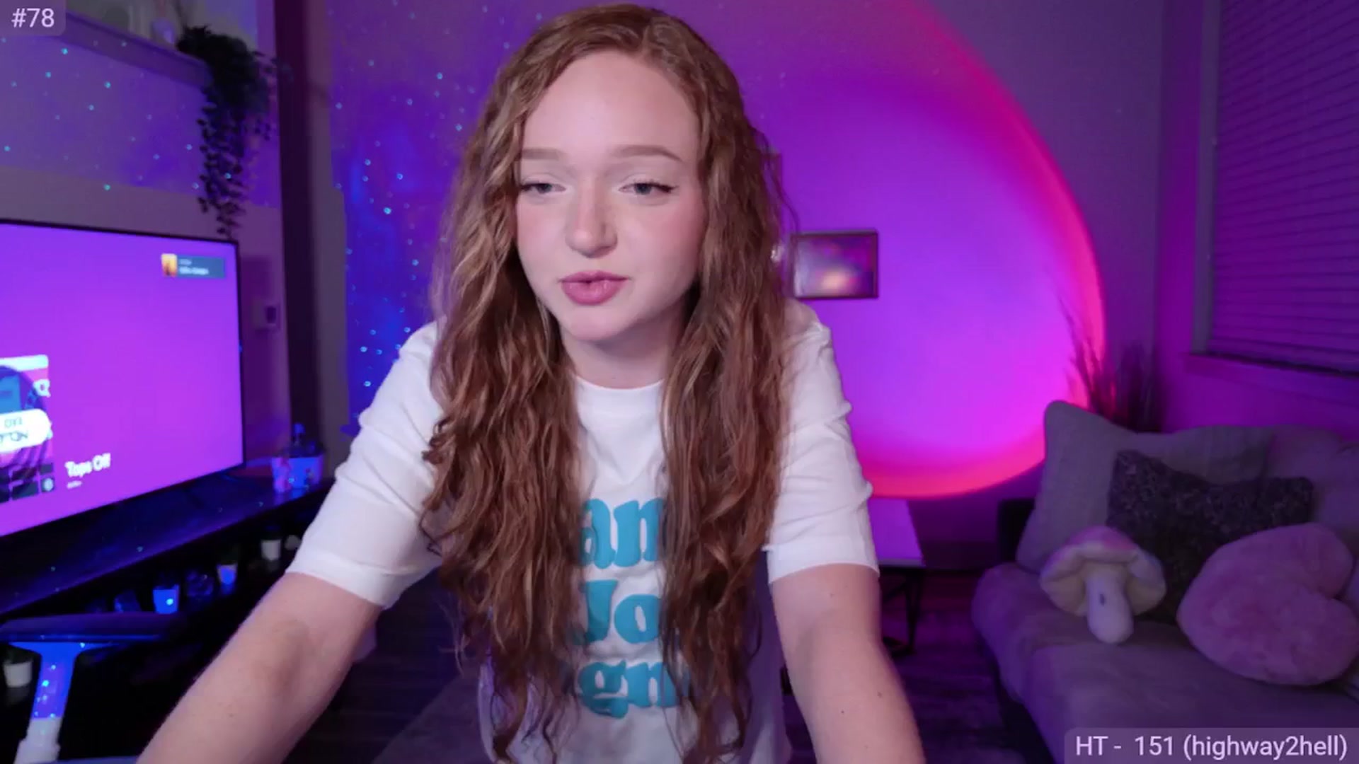 Gallery image thumbnail from Fiona's myfreecams stream on, 07/23/2024, 10:12 image 4 of 20