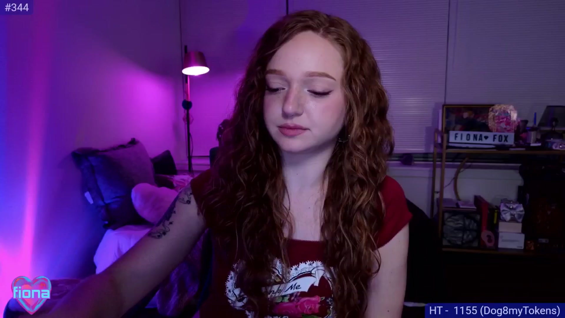 Gallery image thumbnail from Fiona's myfreecams stream on, 05/21/2025, 09:15 image 18 of 20