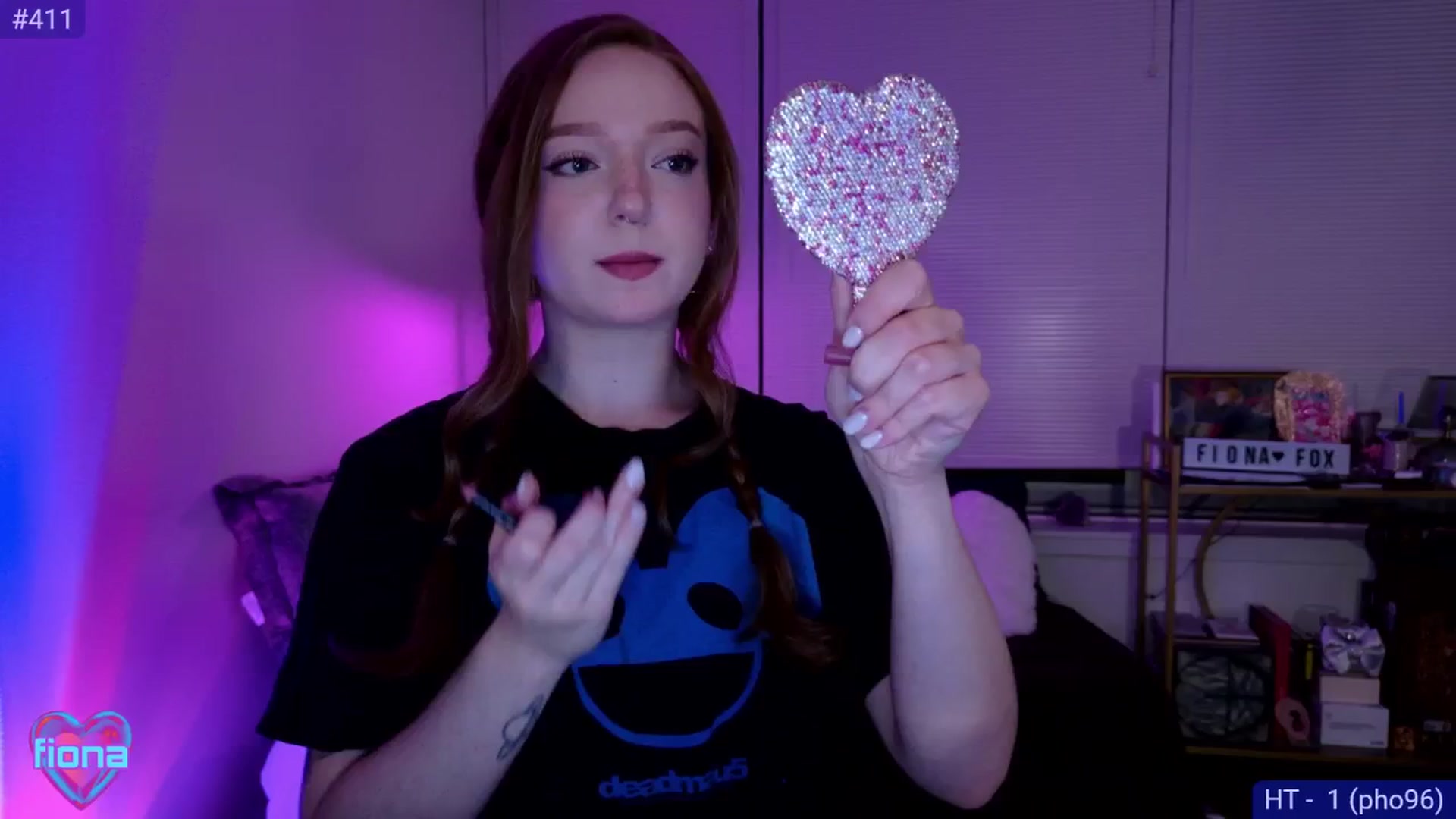 Gallery image thumbnail from Fiona's myfreecams stream on, 05/28/2025, 08:30 image 1 of 20
