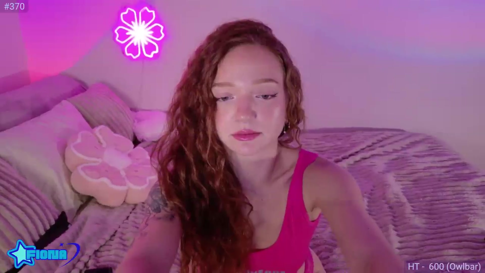 Gallery image thumbnail from Fiona's myfreecams stream on, 06/19/2026, 05:38 image 17 of 20