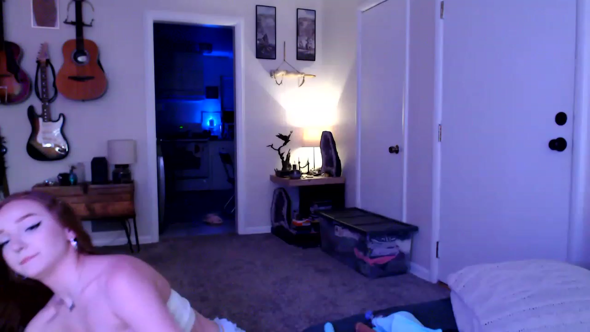 Gallery image thumbnail from FionaTheFox's myfreecams stream on, 11/27/2022, 08:59 image 1 of 20