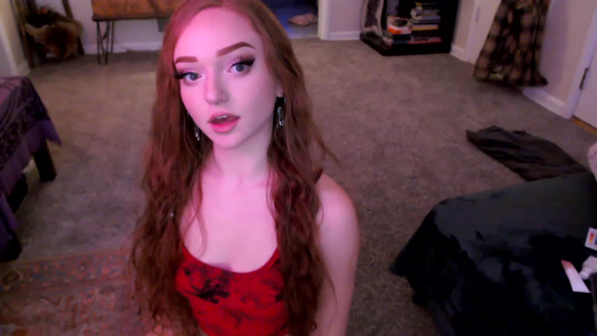 Gallery image thumbnail from FionaTheFox's myfreecams stream on, 12/28/2022, 09:36 image 6 of 20