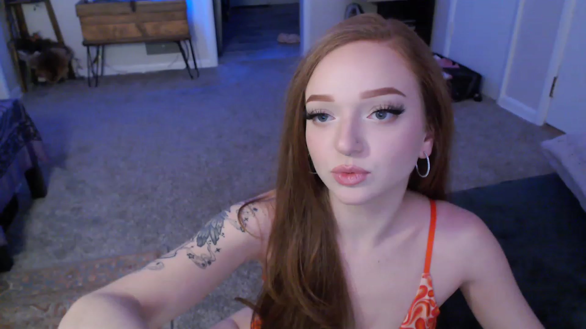 Gallery image thumbnail from FionaTheFox's myfreecams stream on, 01/02/2023, 10:44 image 9 of 20
