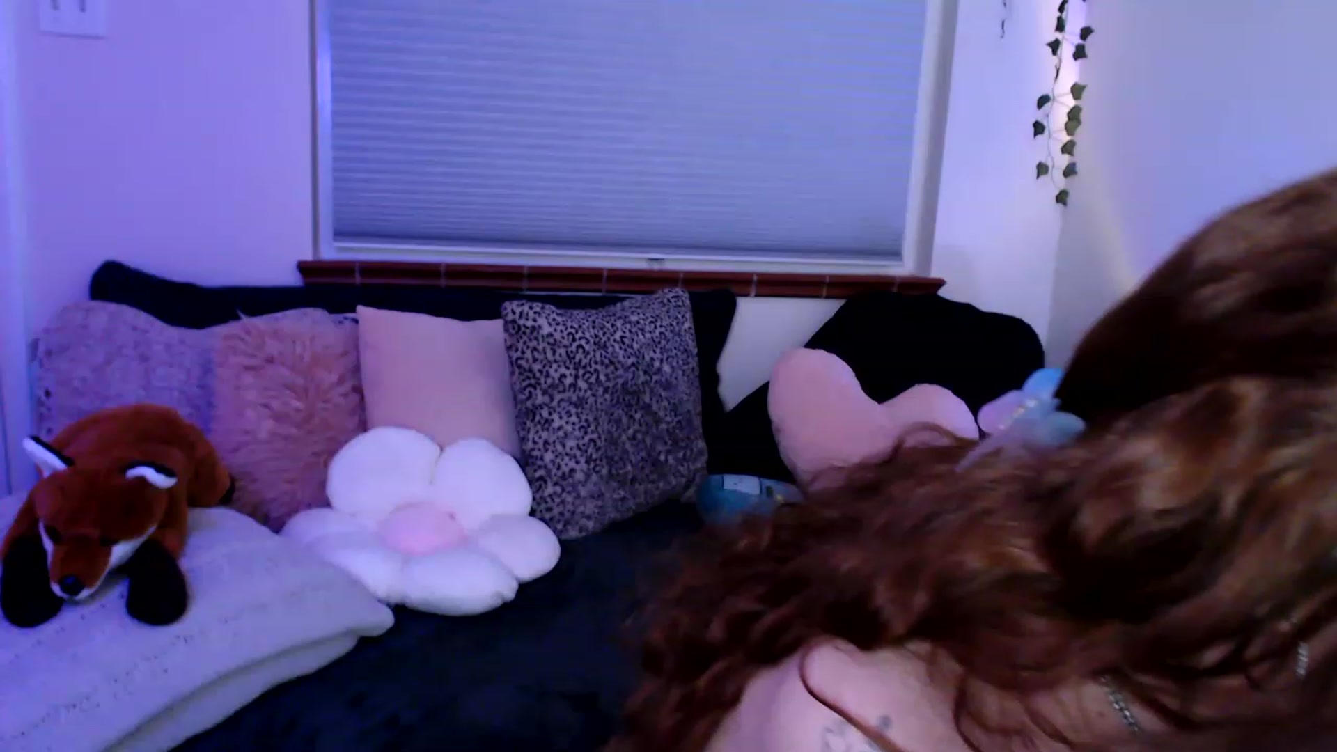 Gallery image thumbnail from FionaTheFox's myfreecams stream on, 02/25/2023, 09:07 image 18 of 20