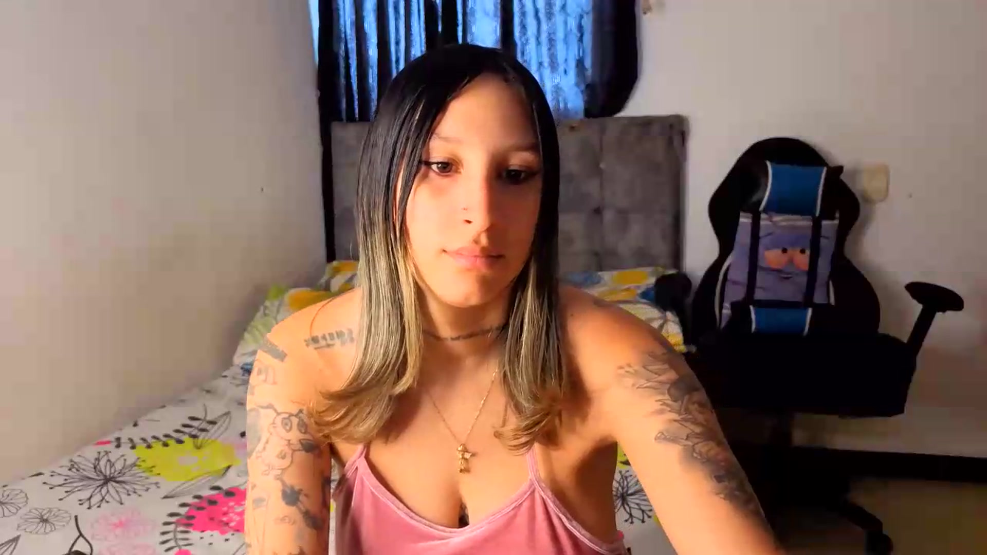 Gallery image thumbnail from Fiorella_Up's myfreecams stream on, 08/03/2026, 18:30 image 3 of 20