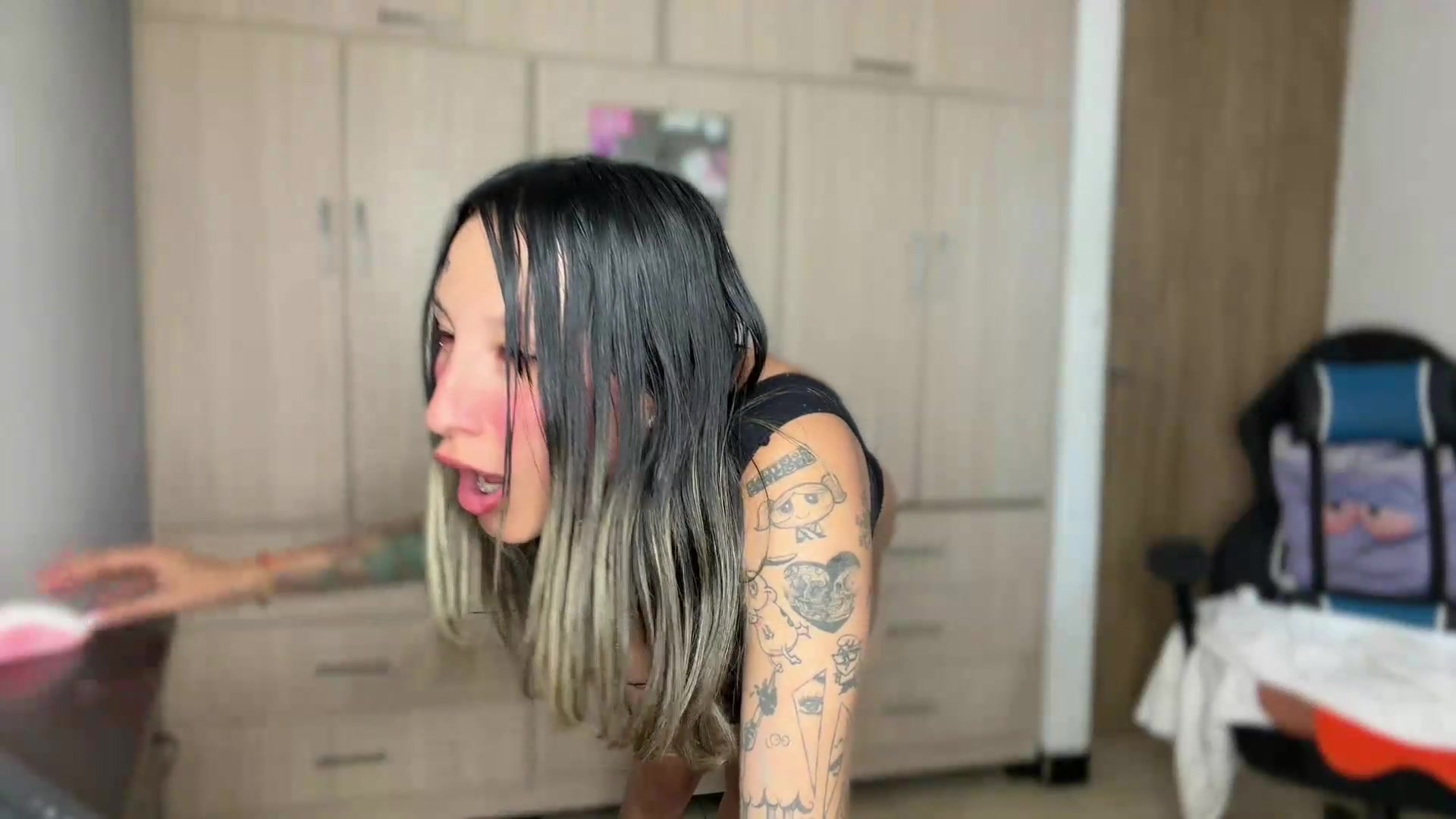 Gallery image thumbnail from Fiorella_Up's myfreecams stream on, 08/27/2026, 18:36 image 19 of 20