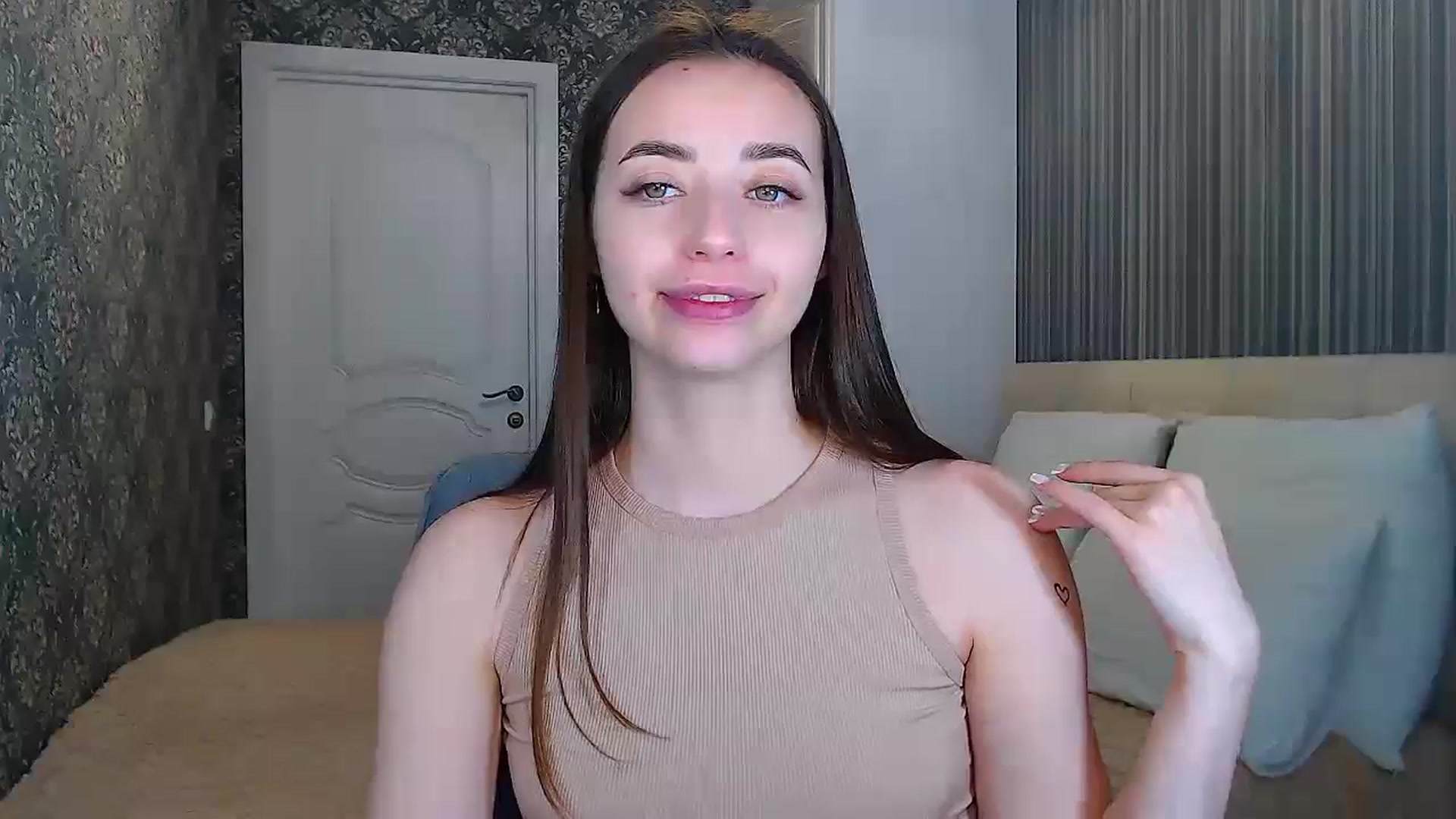 Gallery image thumbnail from FireeFlowerV's myfreecams stream on, 02/23/2025, 12:37 image 20 of 20