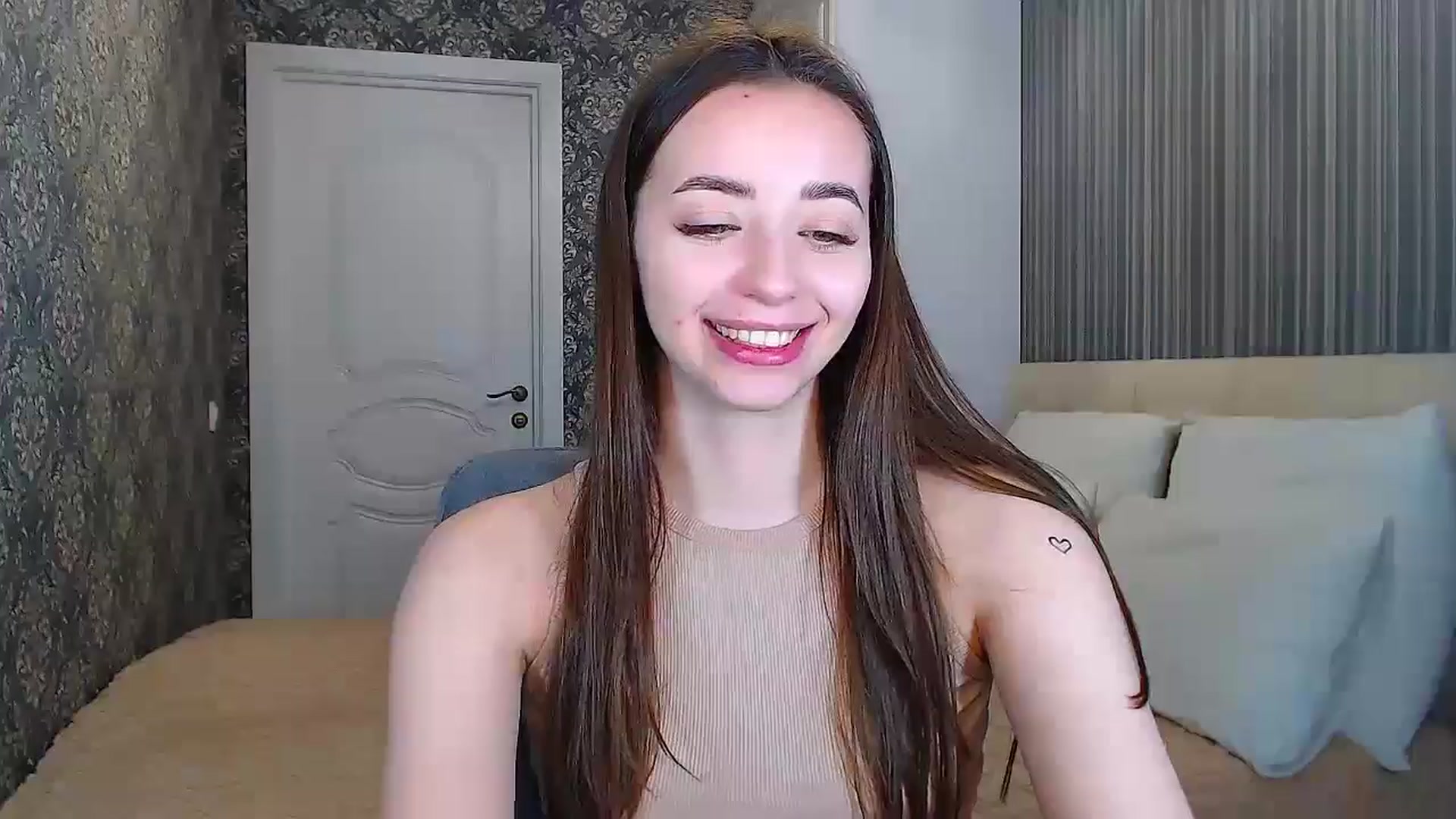 Gallery image thumbnail from FireeFlowerV's myfreecams stream on, 02/23/2025, 12:37 image 9 of 20