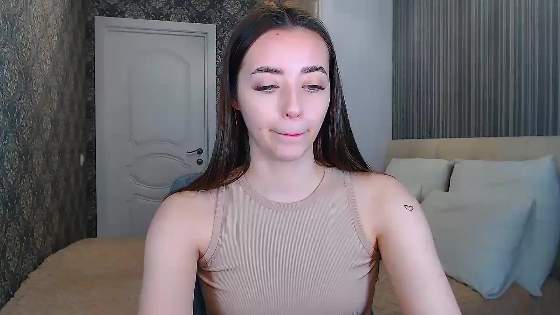 Gallery image thumbnail from FireeFlowerV's myfreecams stream on, 02/23/2025, 12:37 image 5 of 20
