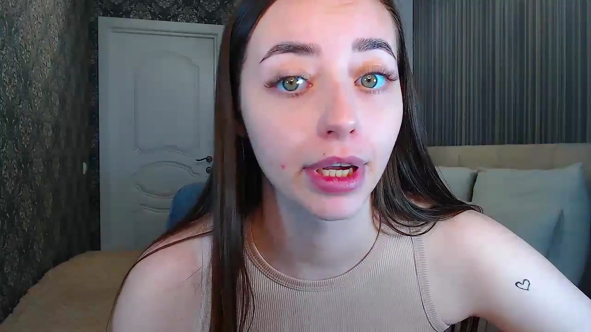 Gallery image thumbnail from FireeFlowerV's myfreecams stream on, 02/23/2025, 12:37 image 14 of 20