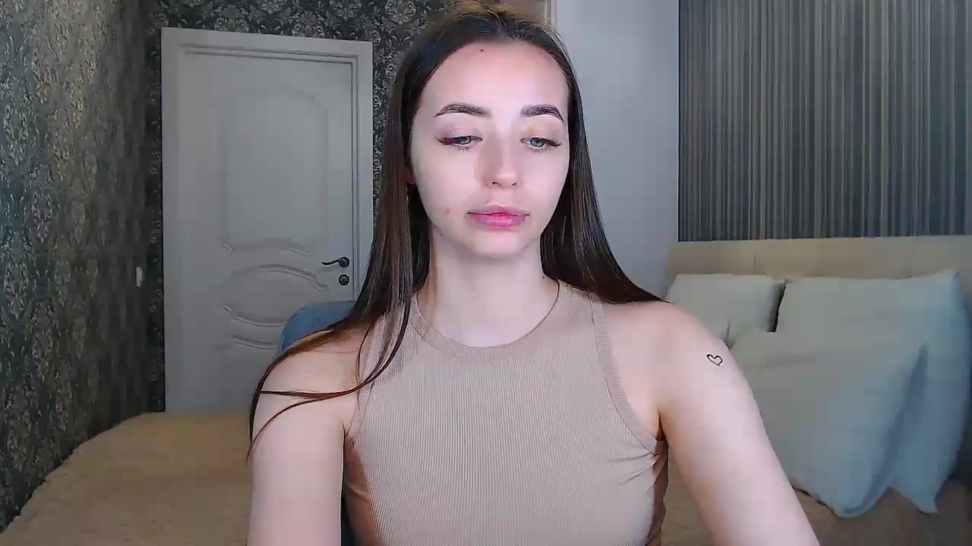 Gallery image thumbnail from FireeFlowerV's myfreecams stream on, 02/23/2025, 12:37 image 18 of 20