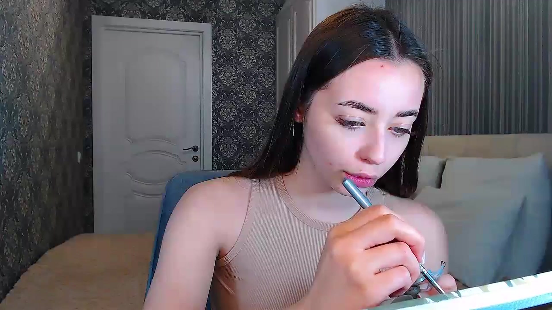 Gallery image thumbnail from FireeFlowerV's myfreecams stream on, 02/23/2025, 12:54 image 5 of 20