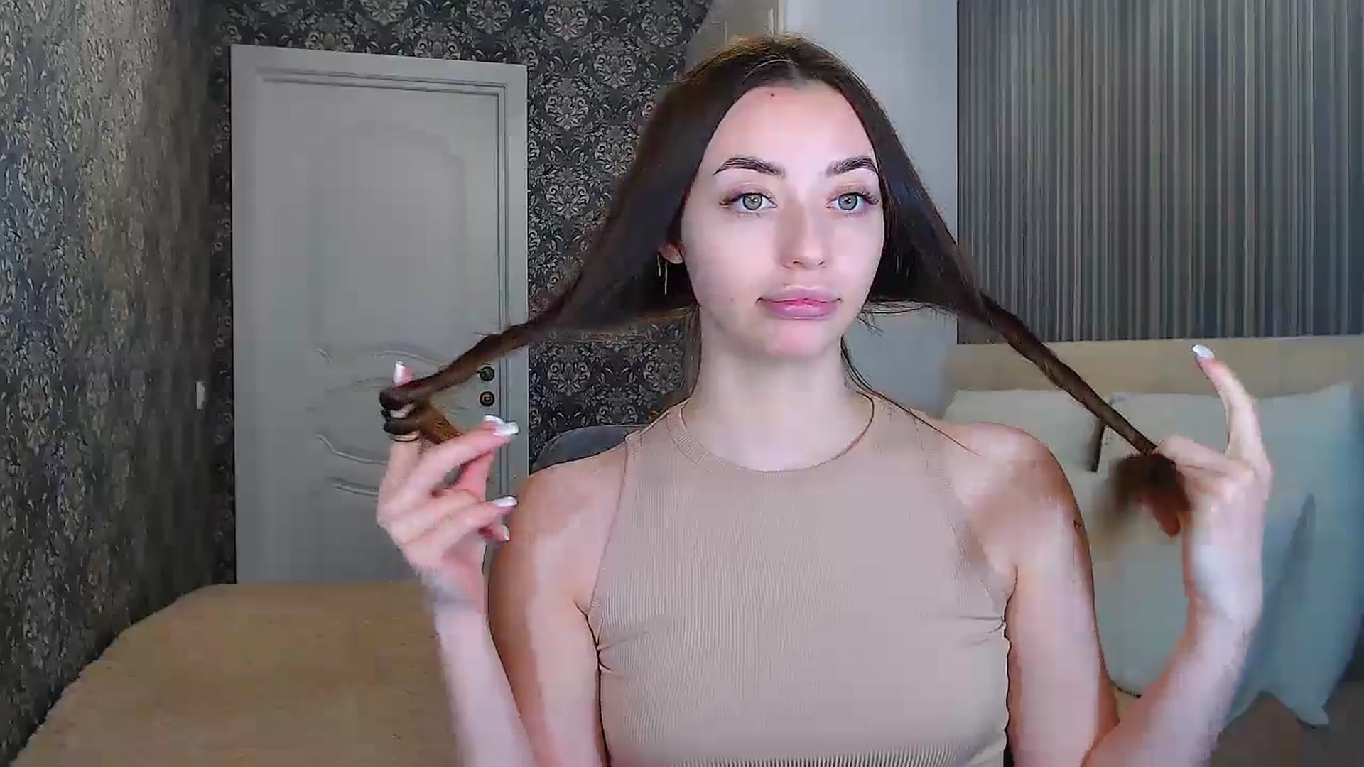 Gallery image thumbnail from FireeFlowerV's myfreecams stream on, 02/23/2025, 13:33 image 3 of 20