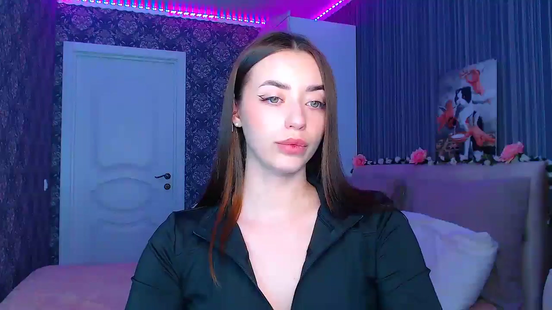 Gallery image thumbnail from FireeFlowerV's myfreecams stream on, 03/11/2025, 14:59 image 19 of 20