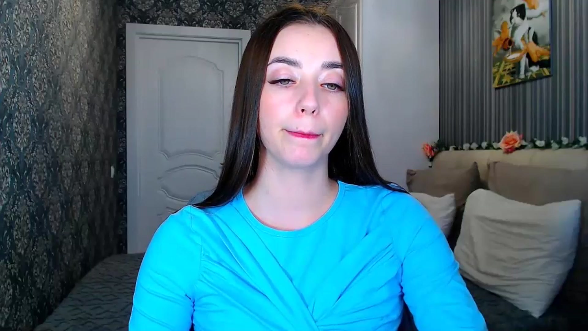 Gallery image thumbnail from FireeFlowerV's myfreecams stream on, 04/15/2025, 12:40 image 15 of 20