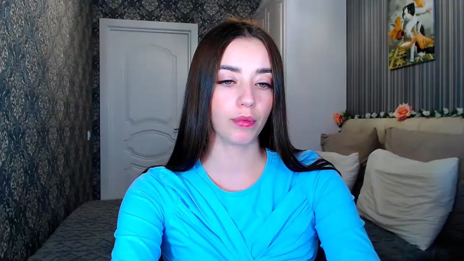 Gallery image thumbnail from FireeFlowerV's myfreecams stream on, 04/15/2025, 12:40 image 4 of 20