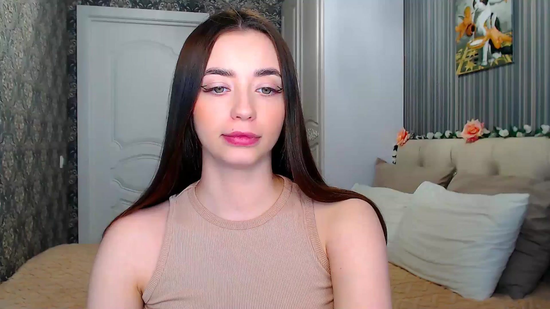 Gallery image thumbnail from FireeFlowerV's myfreecams stream on, 05/10/2025, 12:14 image 15 of 20