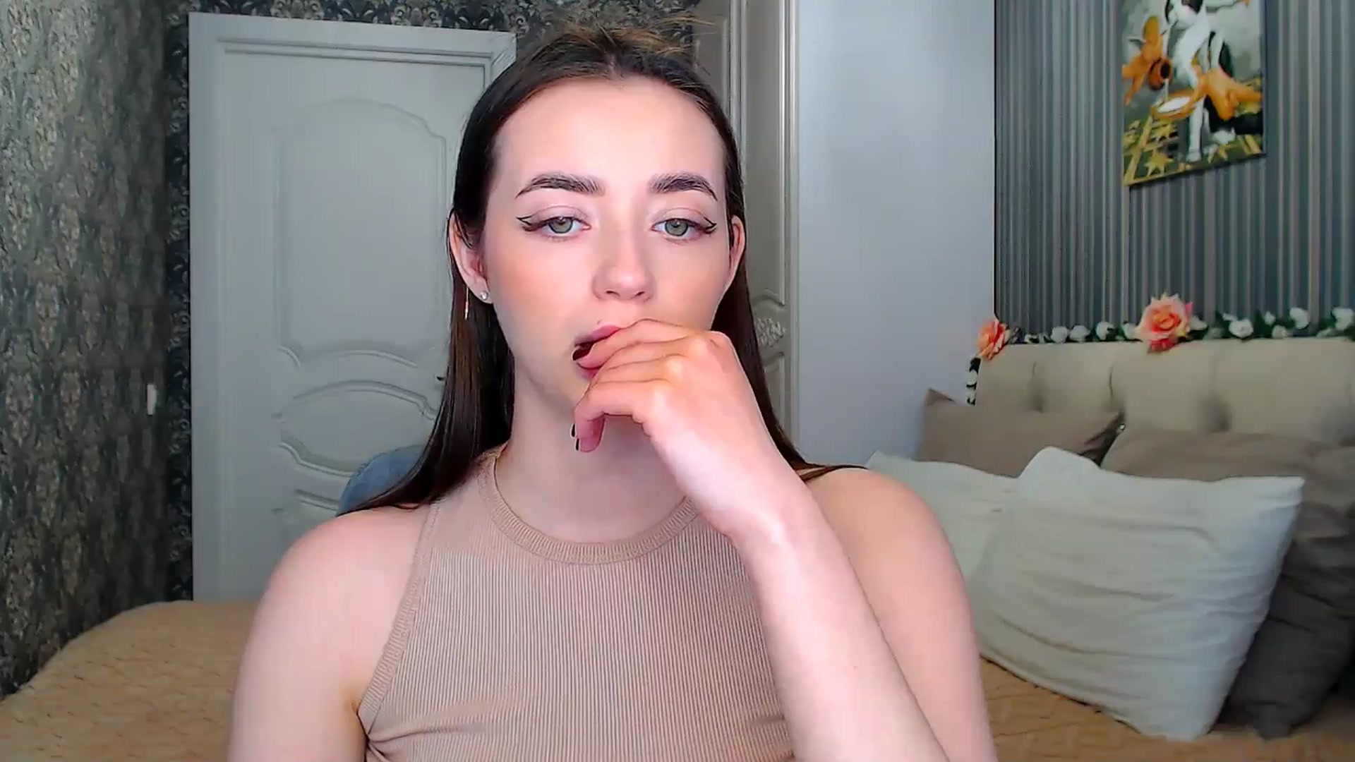 Gallery image thumbnail from FireeFlowerV's myfreecams stream on, 05/10/2025, 12:14 image 10 of 20