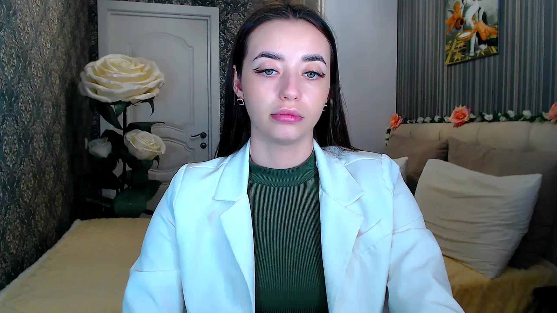 Gallery image thumbnail from FireeFlowerV's myfreecams stream on, 05/18/2025, 12:04 image 9 of 20