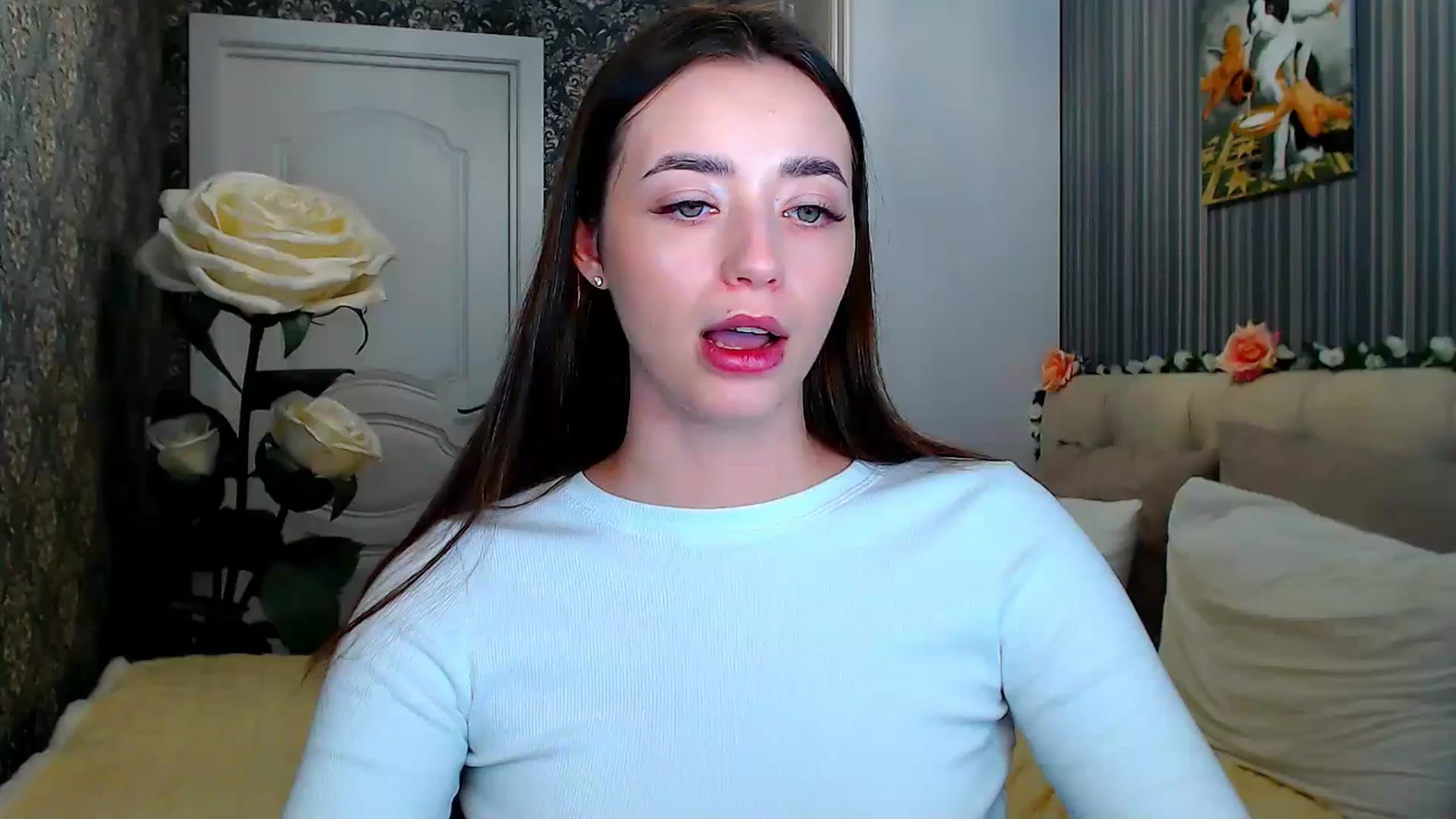 Gallery image thumbnail from FireeFlowerV's myfreecams stream on, 05/25/2025, 13:28 image 1 of 20