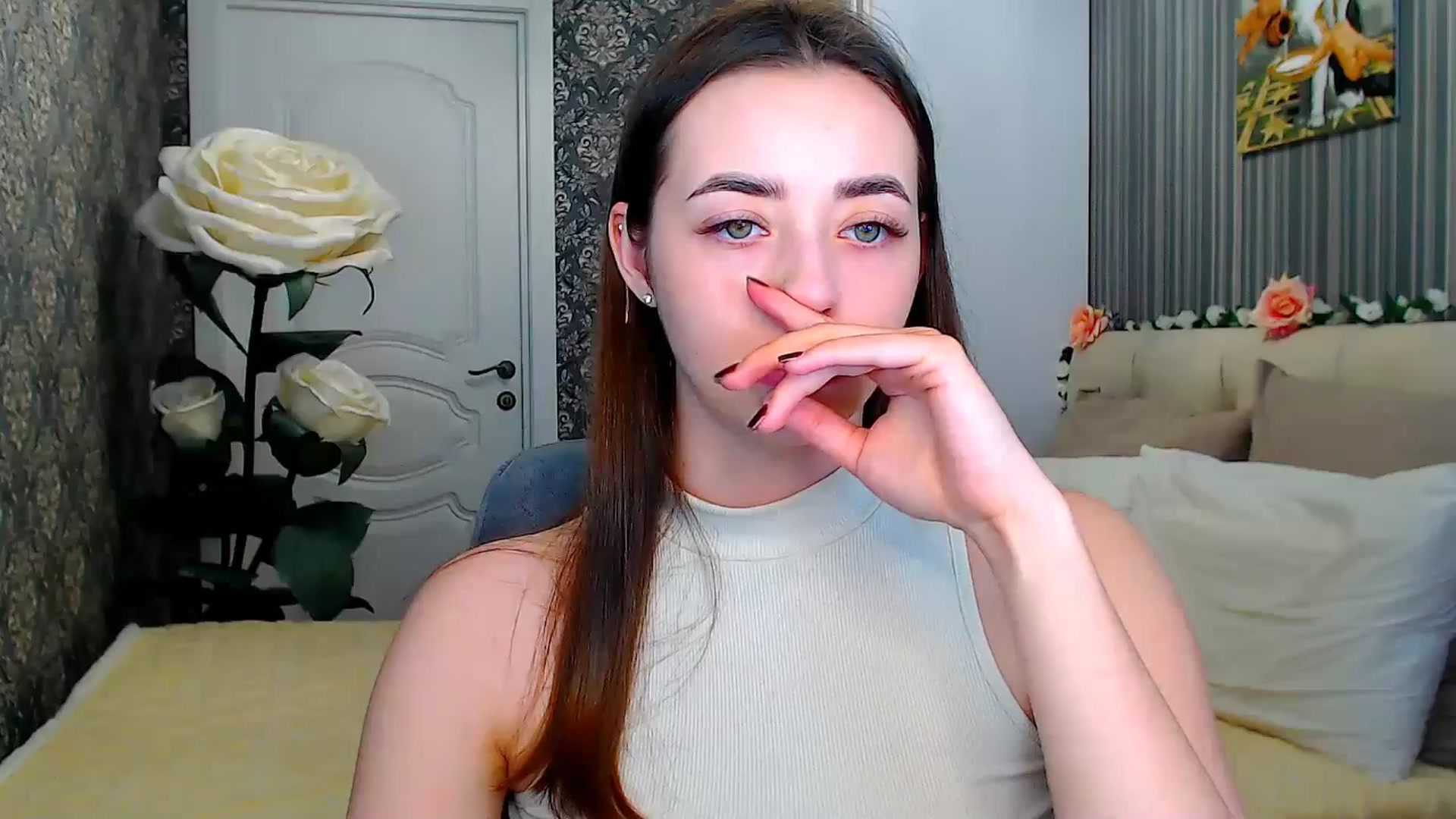 Gallery image thumbnail from FireeFlowerV's myfreecams stream on, 05/28/2025, 09:25 image 13 of 20