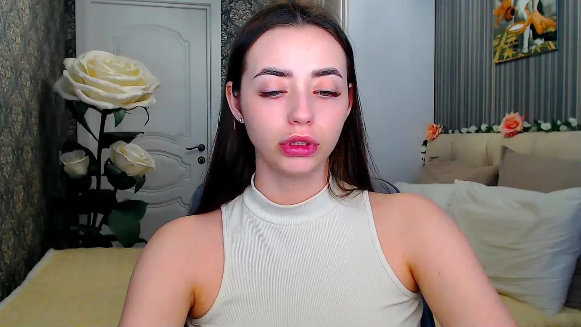 Gallery image thumbnail from FireeFlowerV's myfreecams stream on, 05/28/2025, 09:25 image 7 of 20