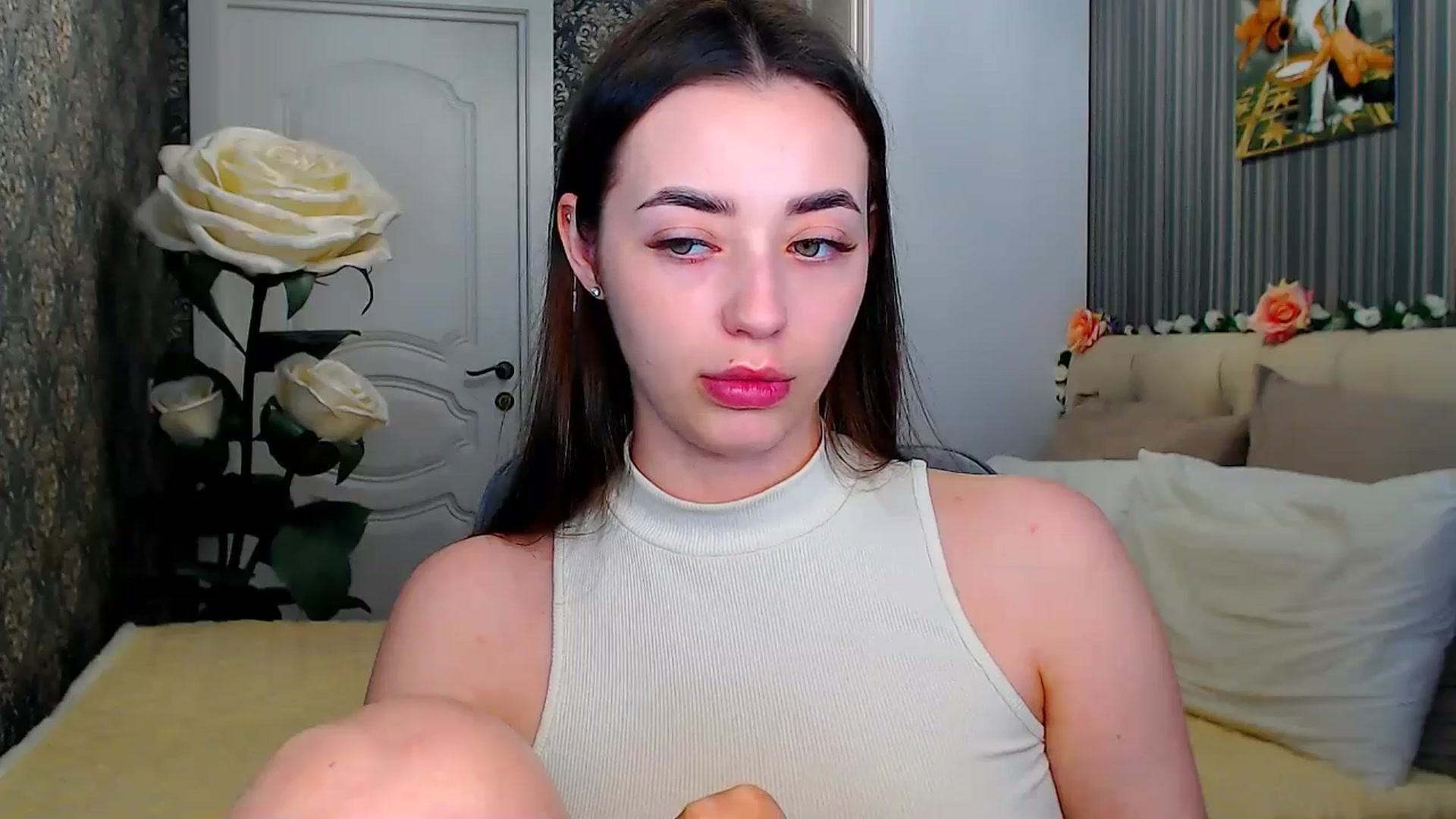 Gallery image thumbnail from FireeFlowerV's myfreecams stream on, 05/28/2025, 09:25 image 5 of 20