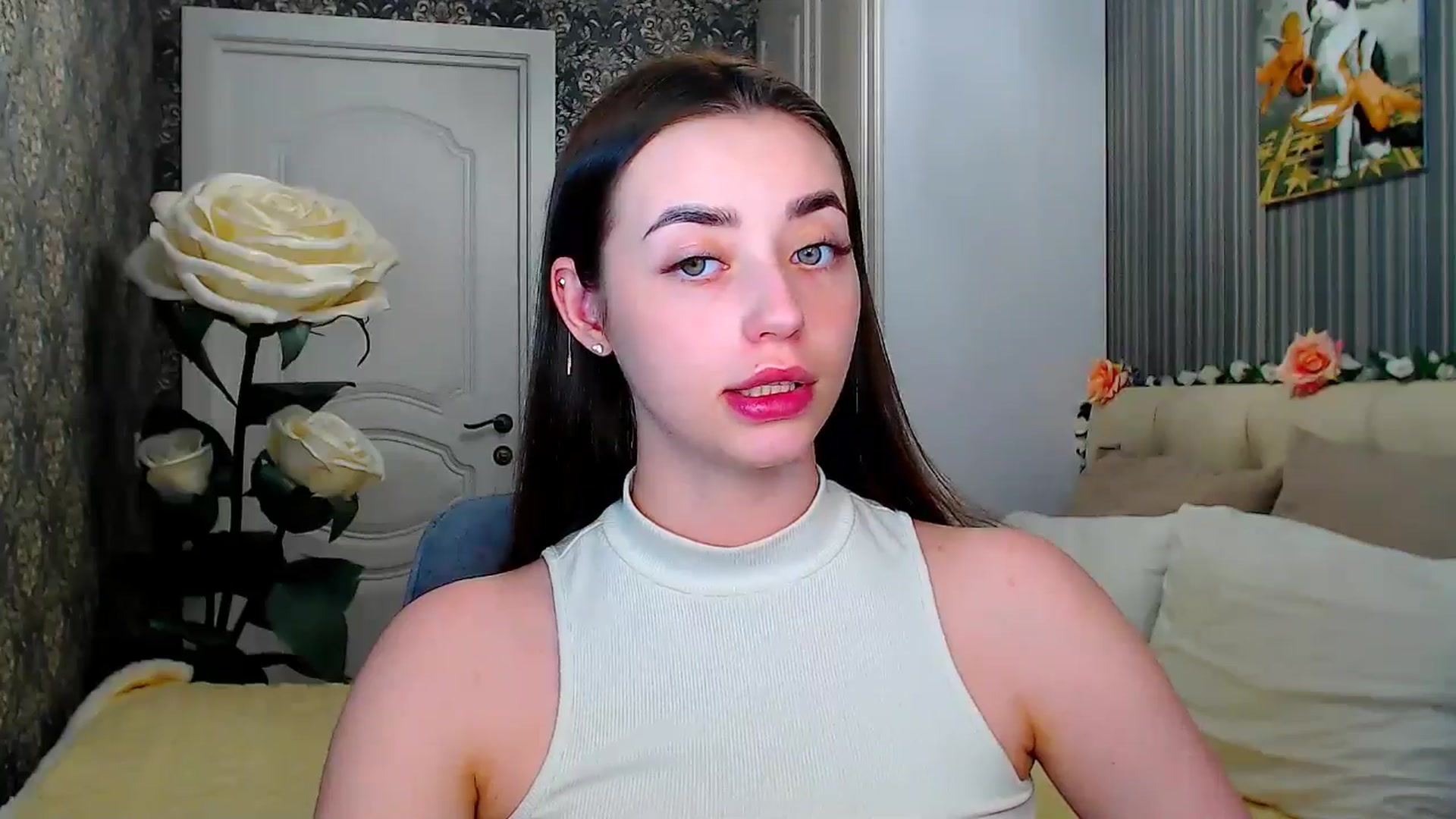 Gallery image thumbnail from FireeFlowerV's myfreecams stream on, 05/28/2025, 12:11 image 13 of 20