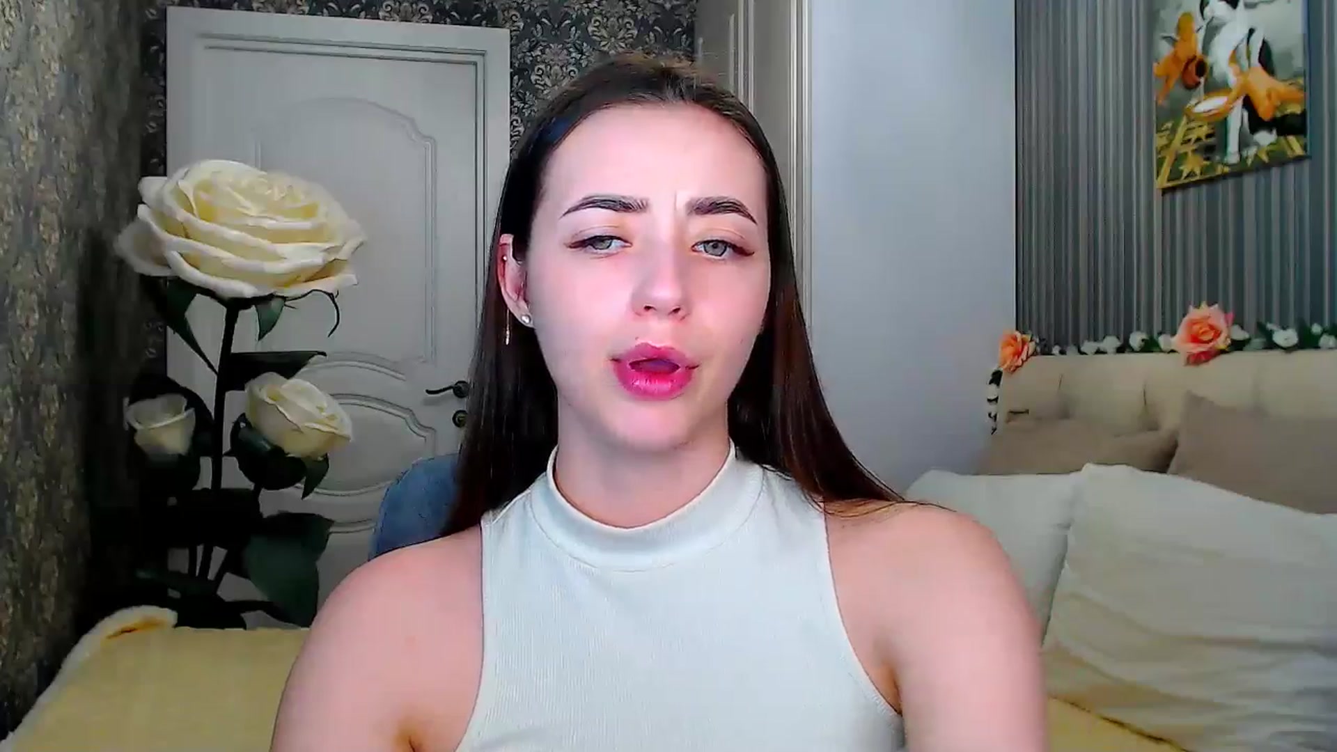 Gallery image thumbnail from FireeFlowerV's myfreecams stream on, 05/28/2025, 12:11 image 19 of 20